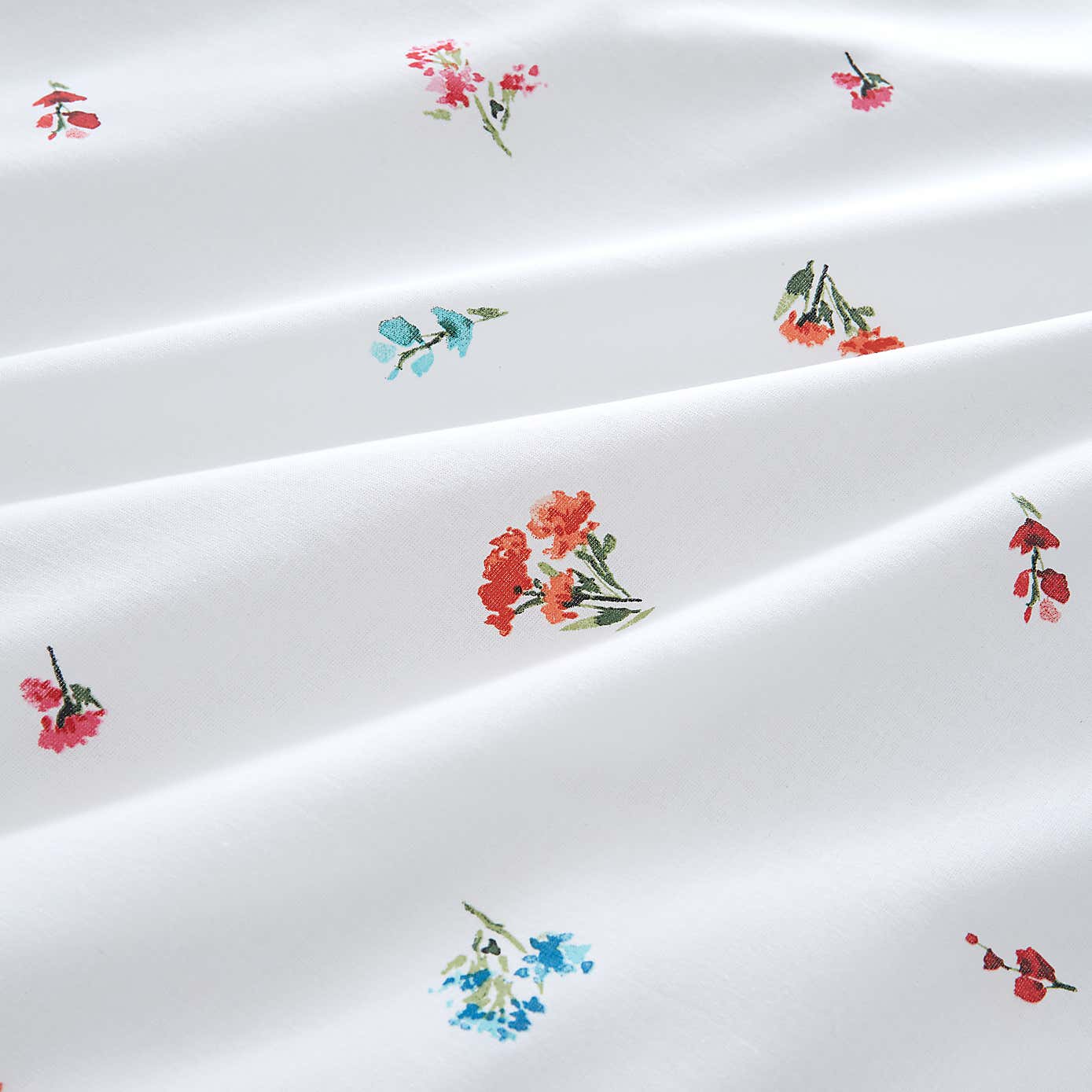 Malin Summer Blooms Multicoloured Duvet Cover and Pillowcase Set