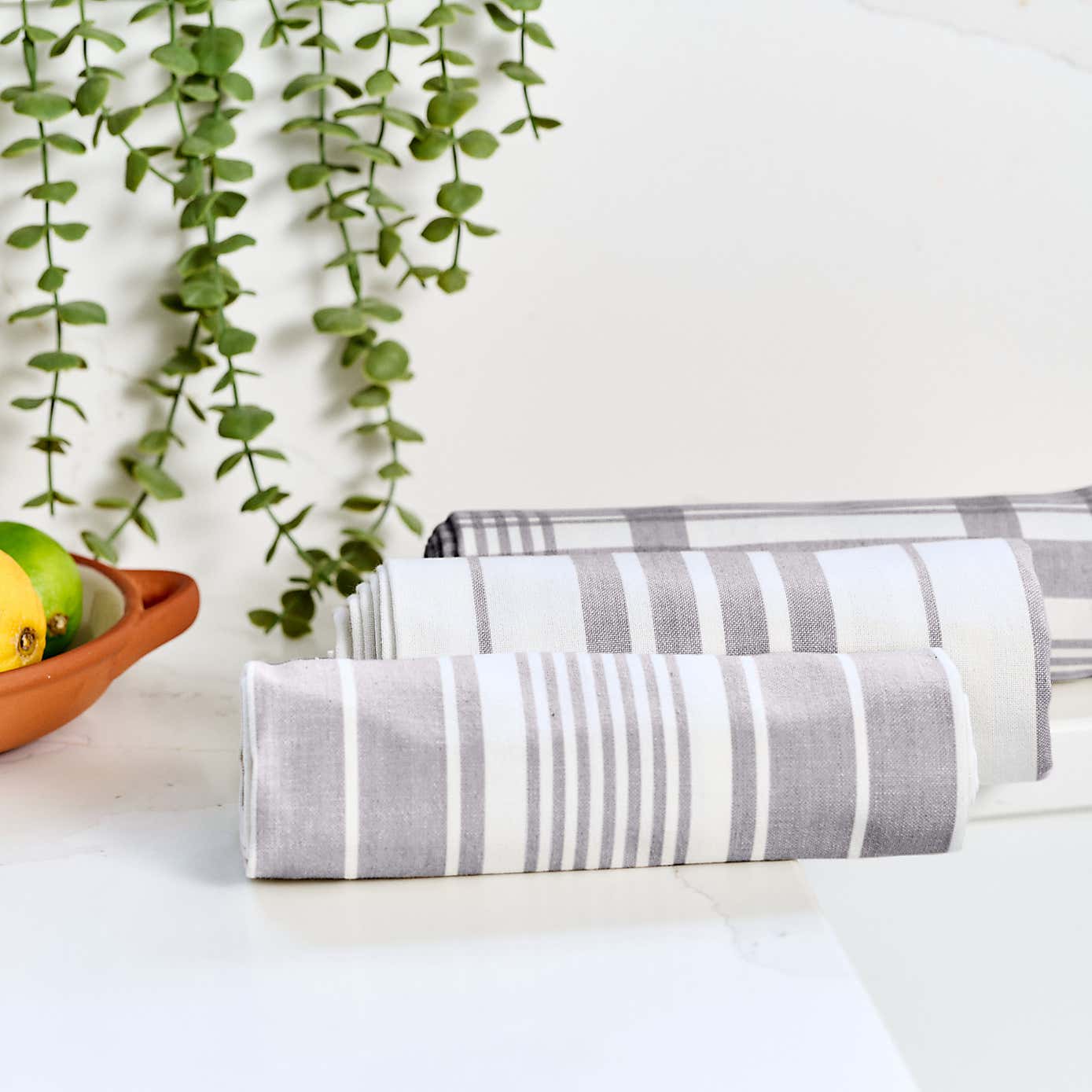 Dexam Love Colour Set of 3 Extra Large Tea Towels