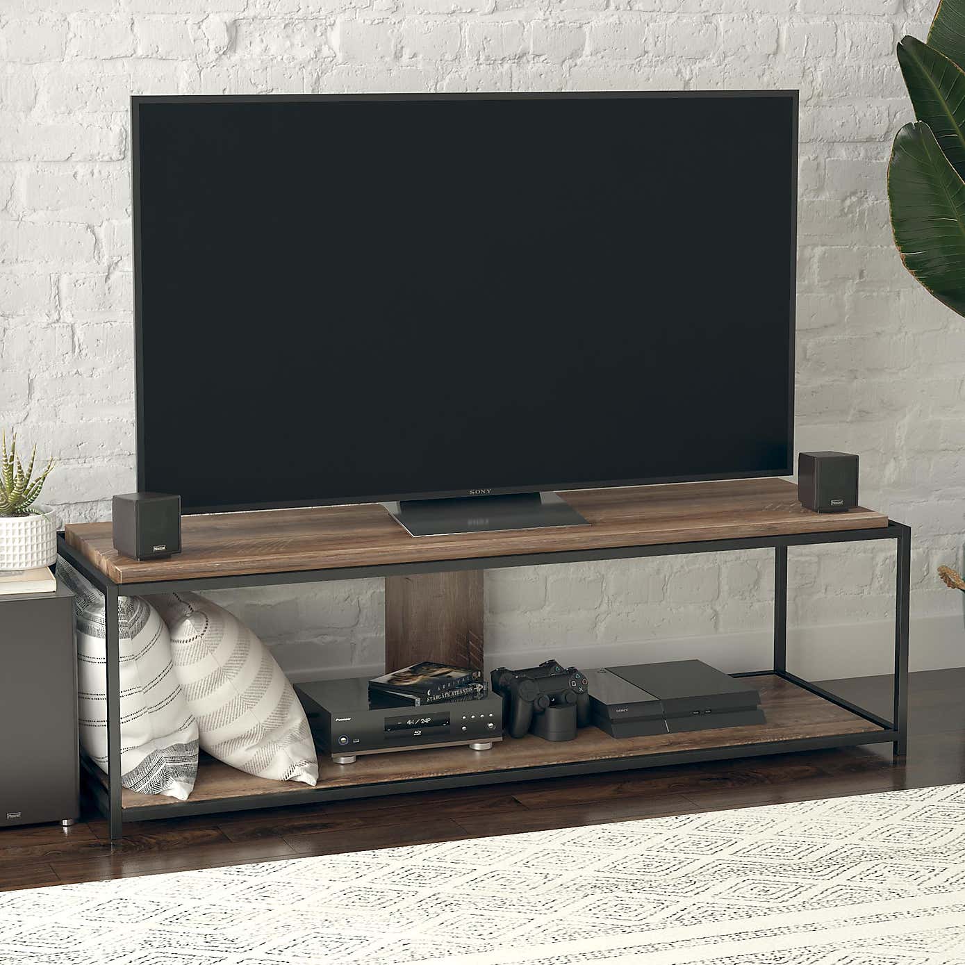Quincy TV Unit, Weathered Oak for TVs up to 67"