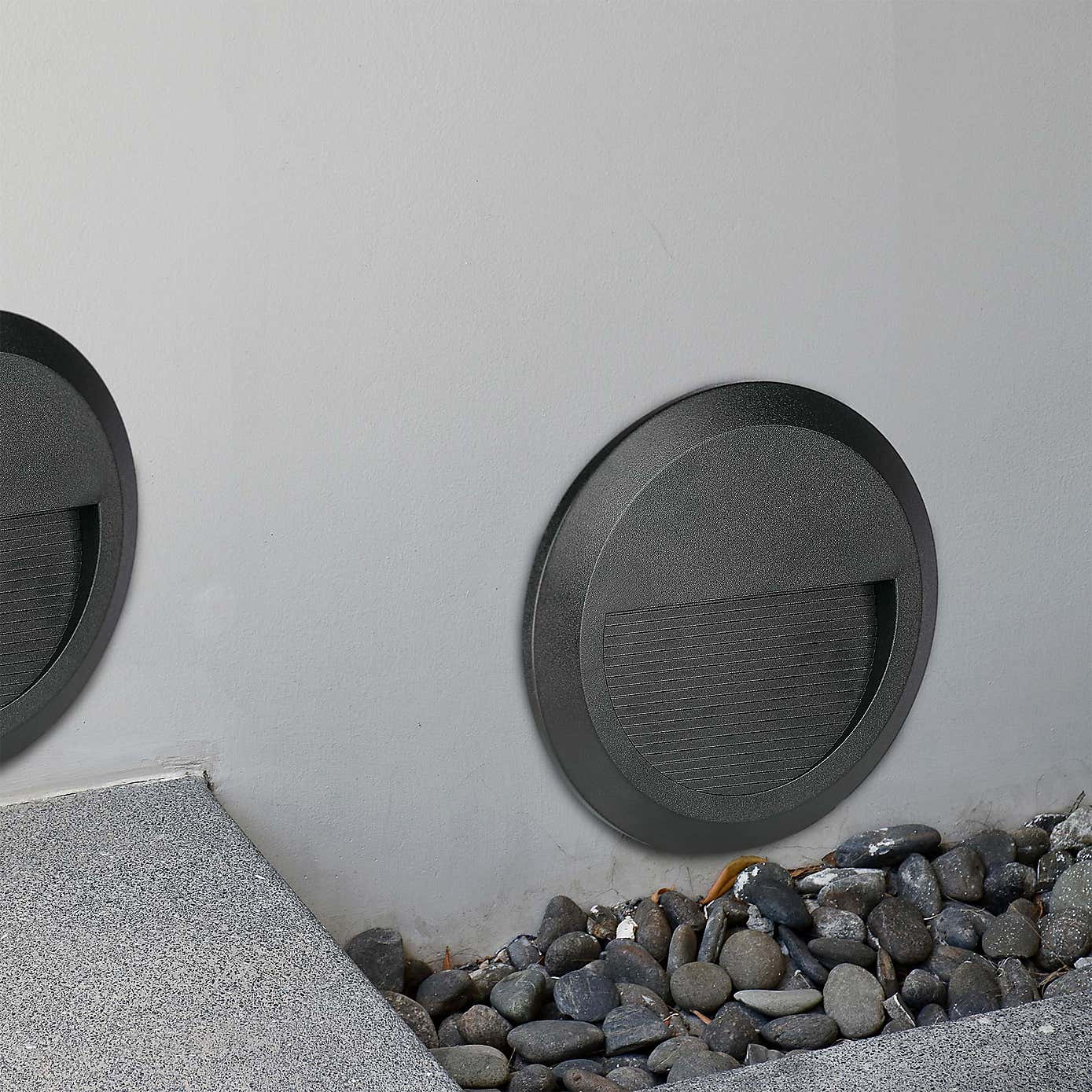 Set of 4 V-TAC 2W Indoor Outdoor Round Step Lights