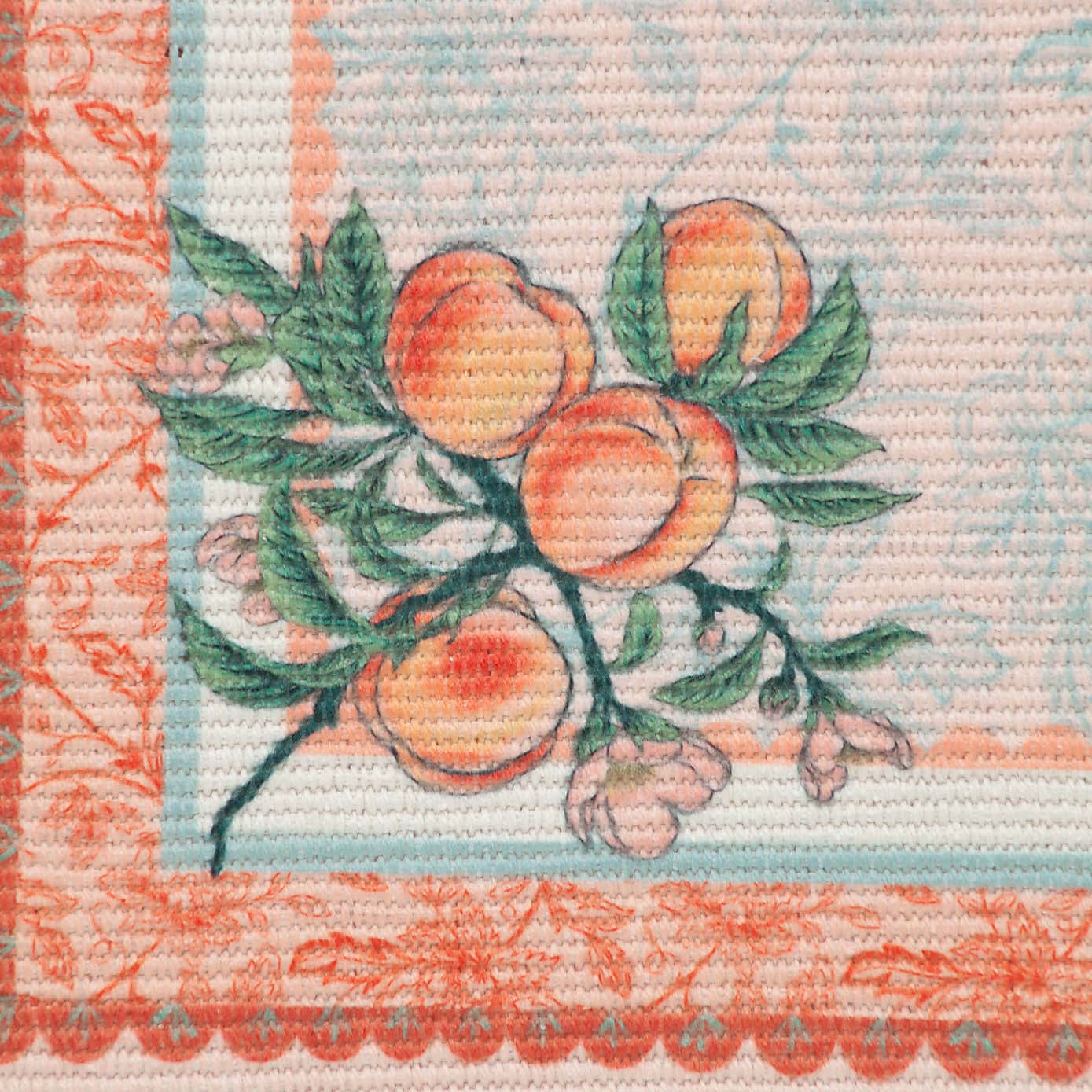 furn. Anemone Peaches Table Runner