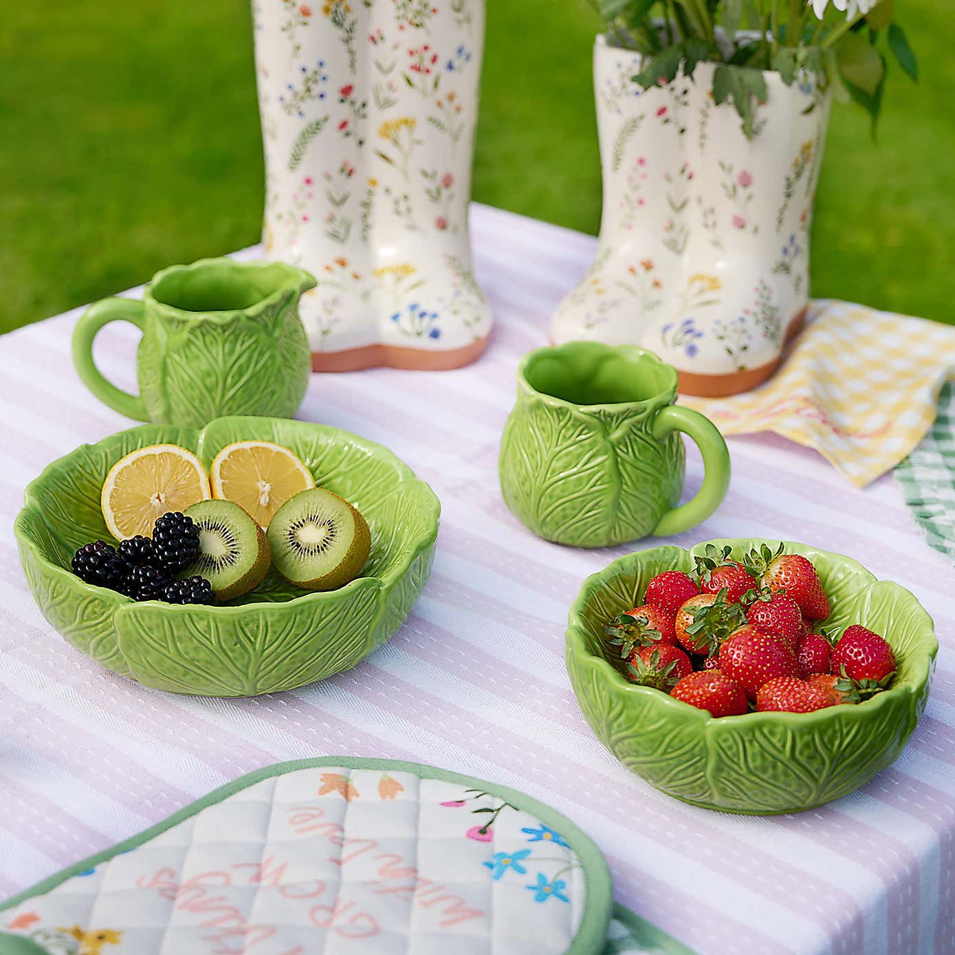 The Cottage Garden Cabbage Mug