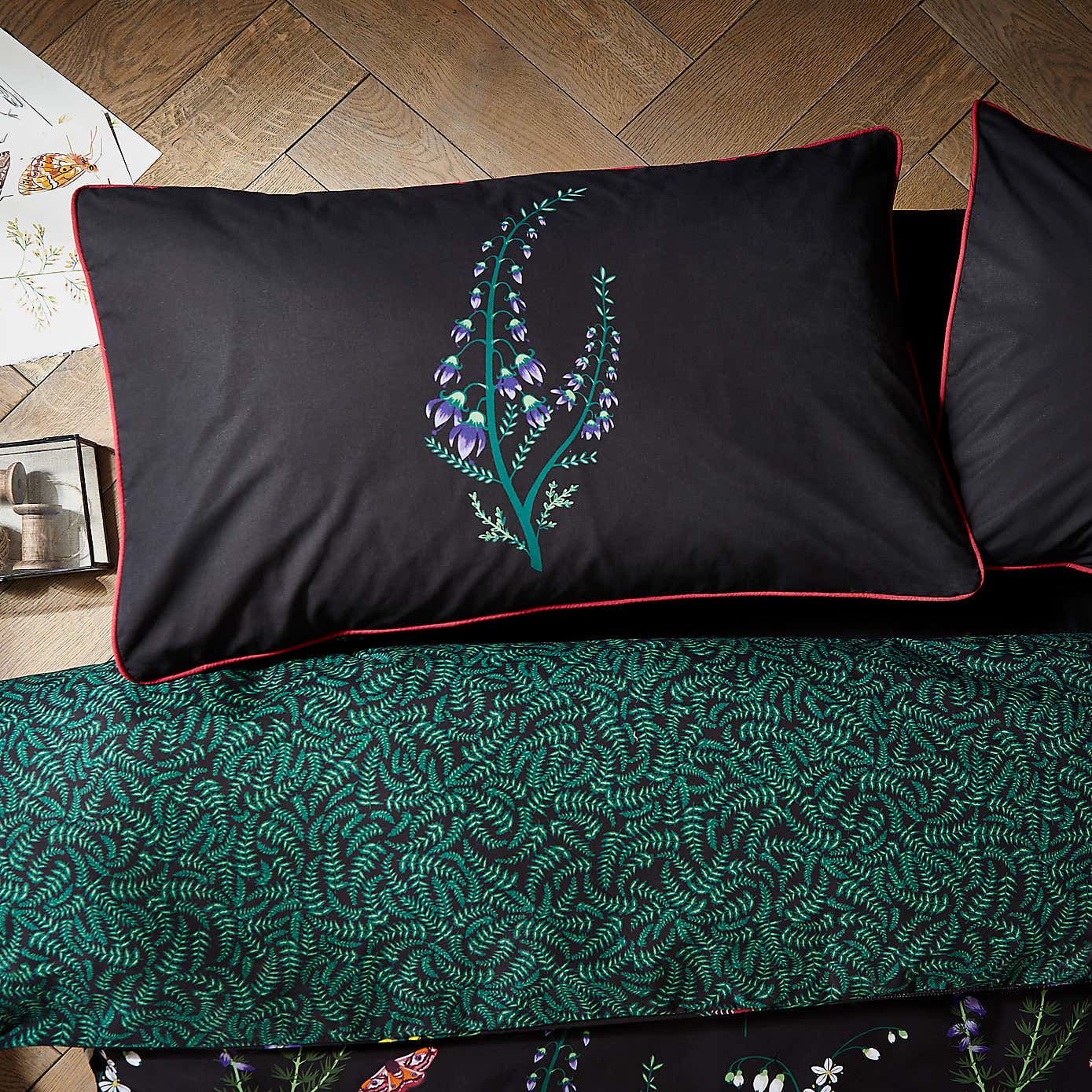 Moorland Flora Black Duvet Cover and Pillowcase Set