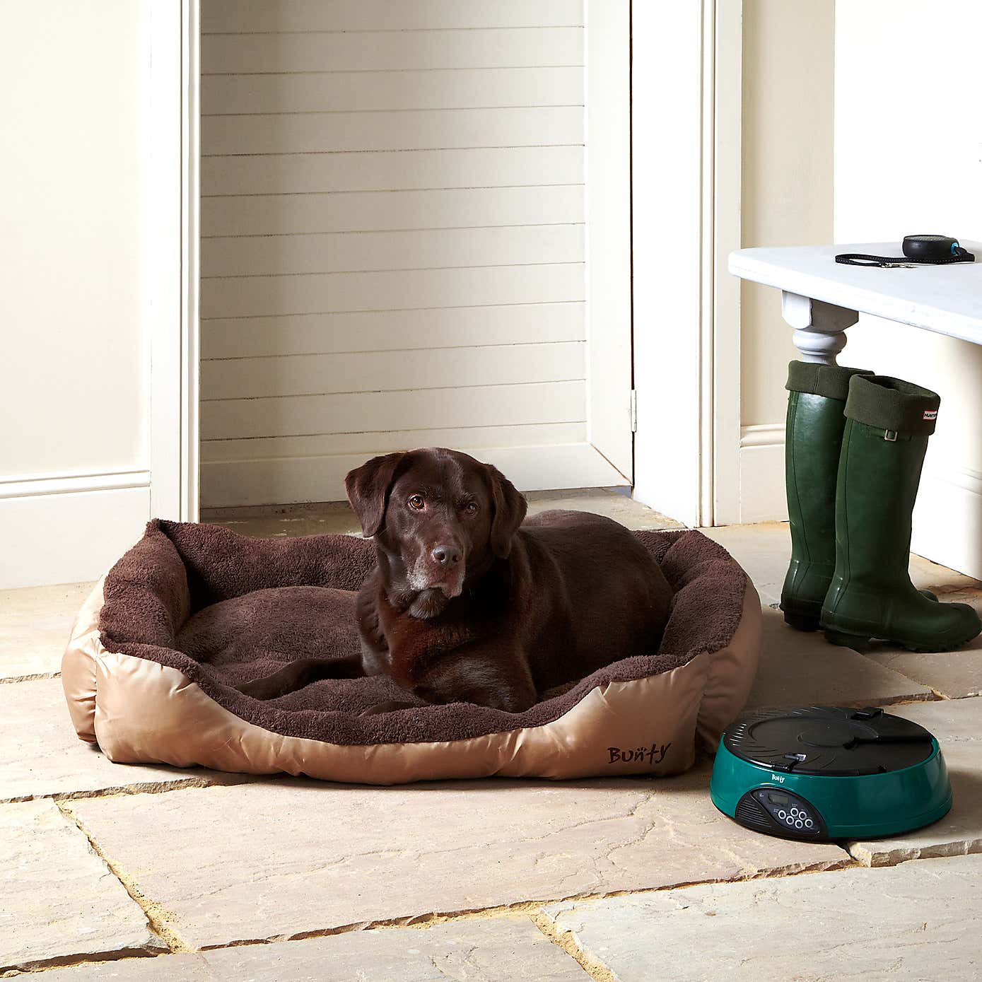 Bunty Deluxe Washable Dog Bed