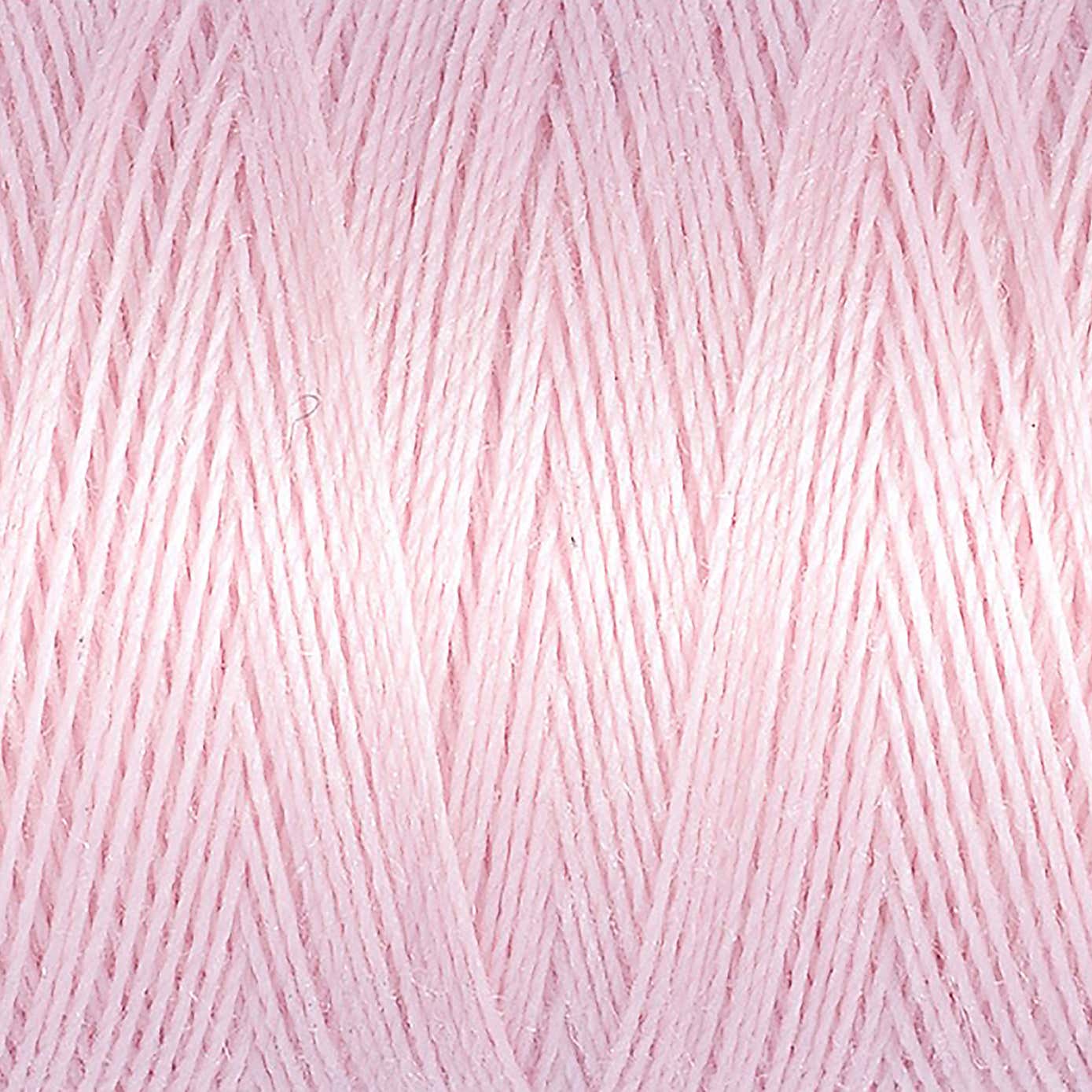 Gutermann Sew All Thread 100m Light Pink (372)