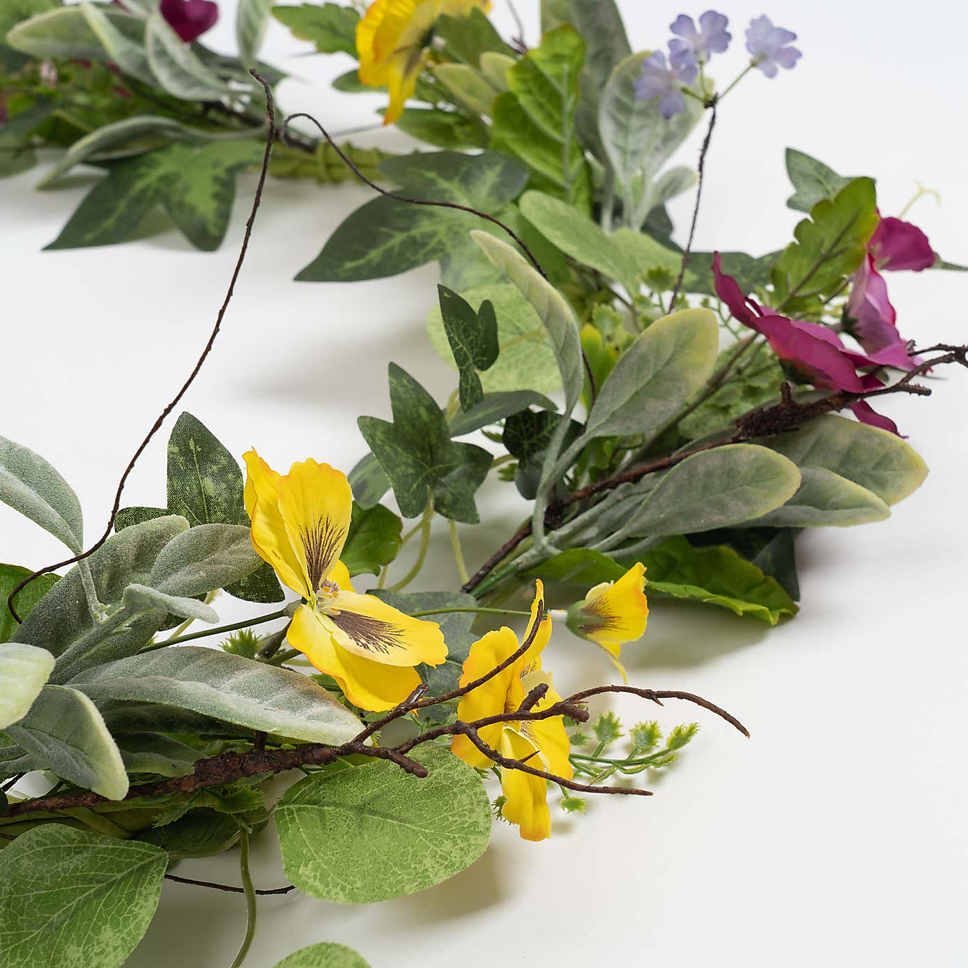 Artificial Spring Floral Pansy Garland