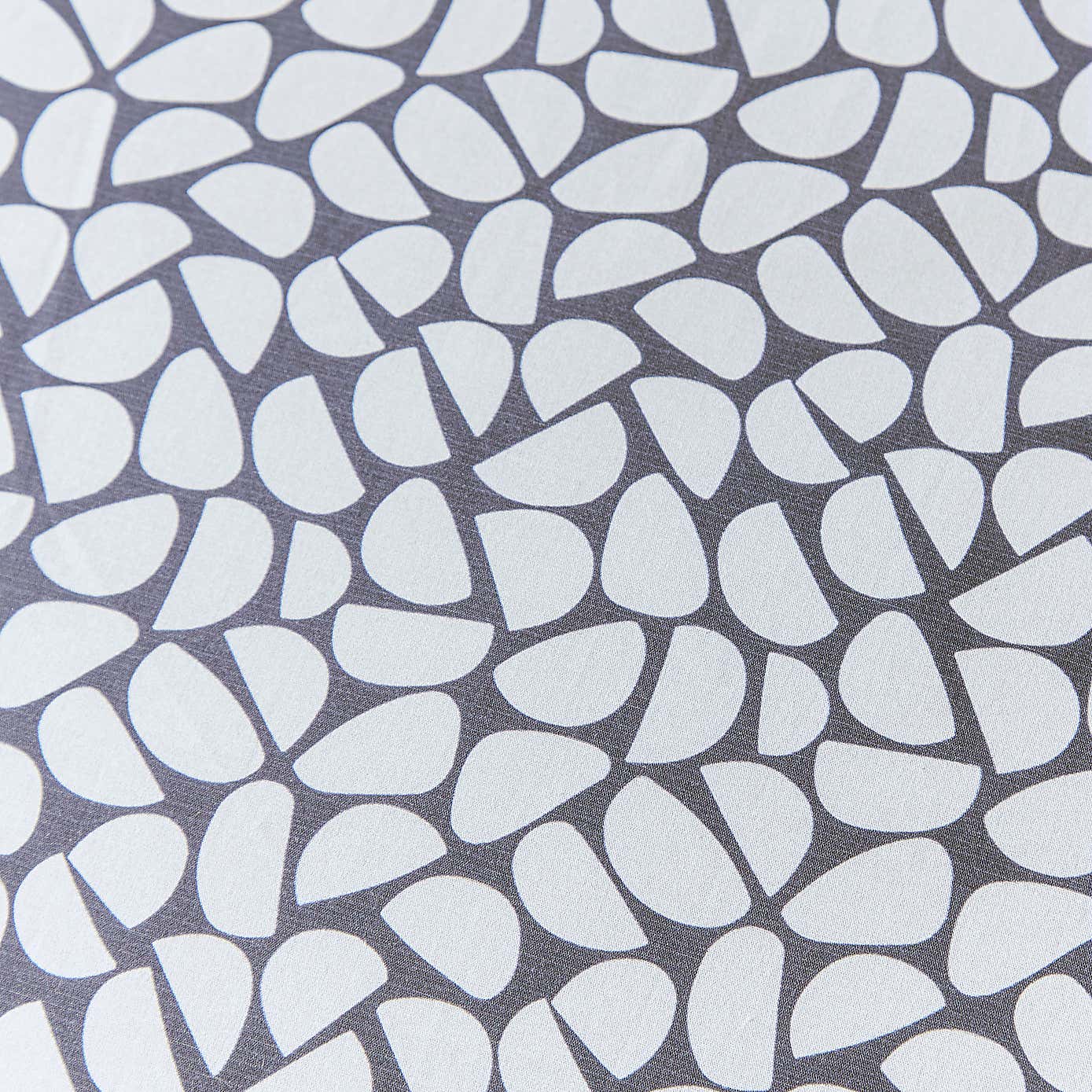 Nixon Semi Circle Duvet Cover & Pillowcase Set