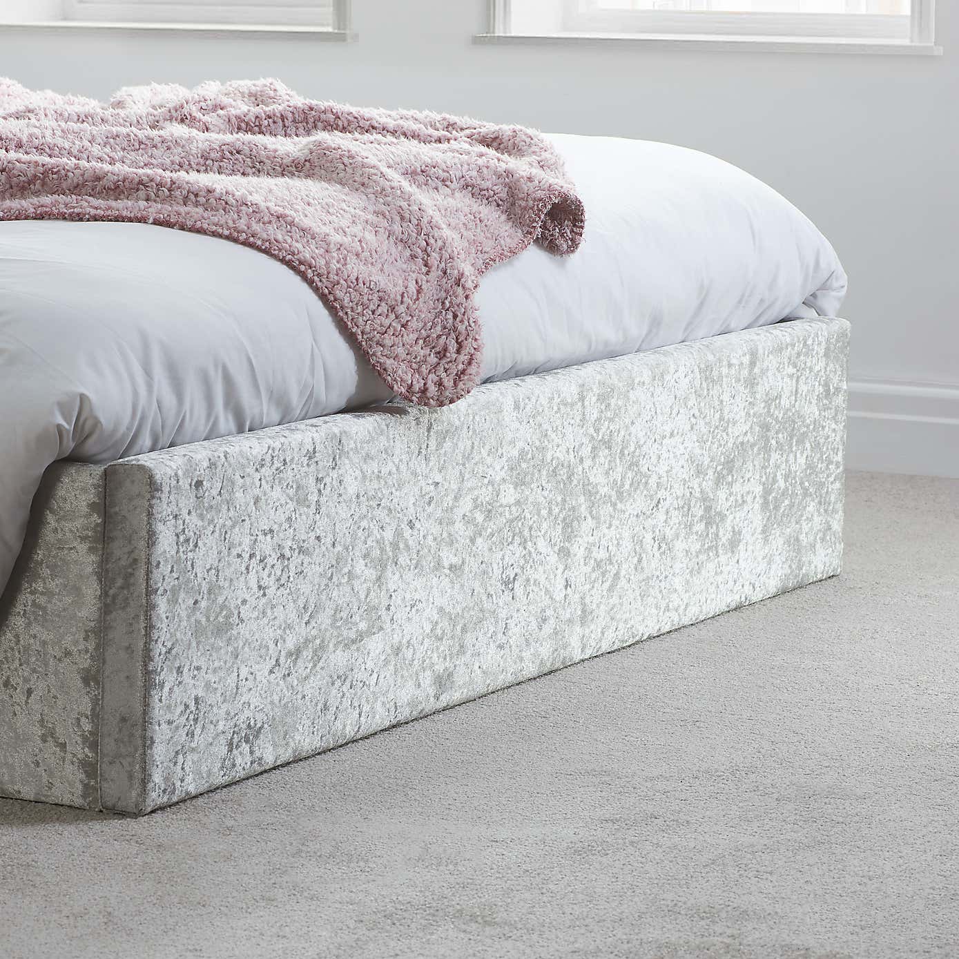 Berlin Crushed Velvet Ottoman Bedstead