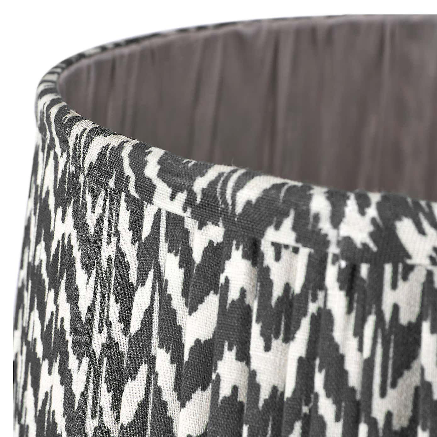 Vienna Chevron Mushroom Pleat Shade