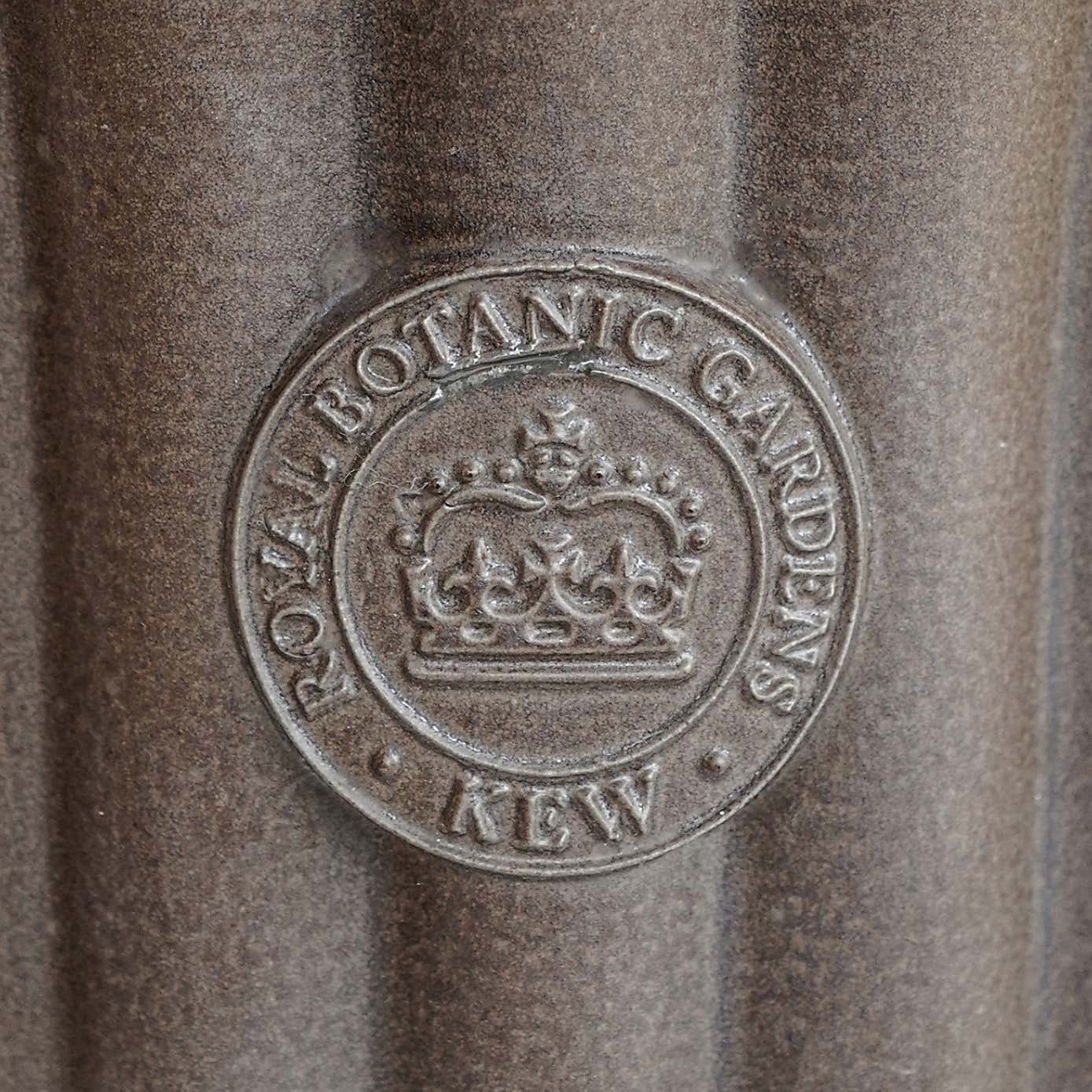 Kew Fluted Tulip Planter