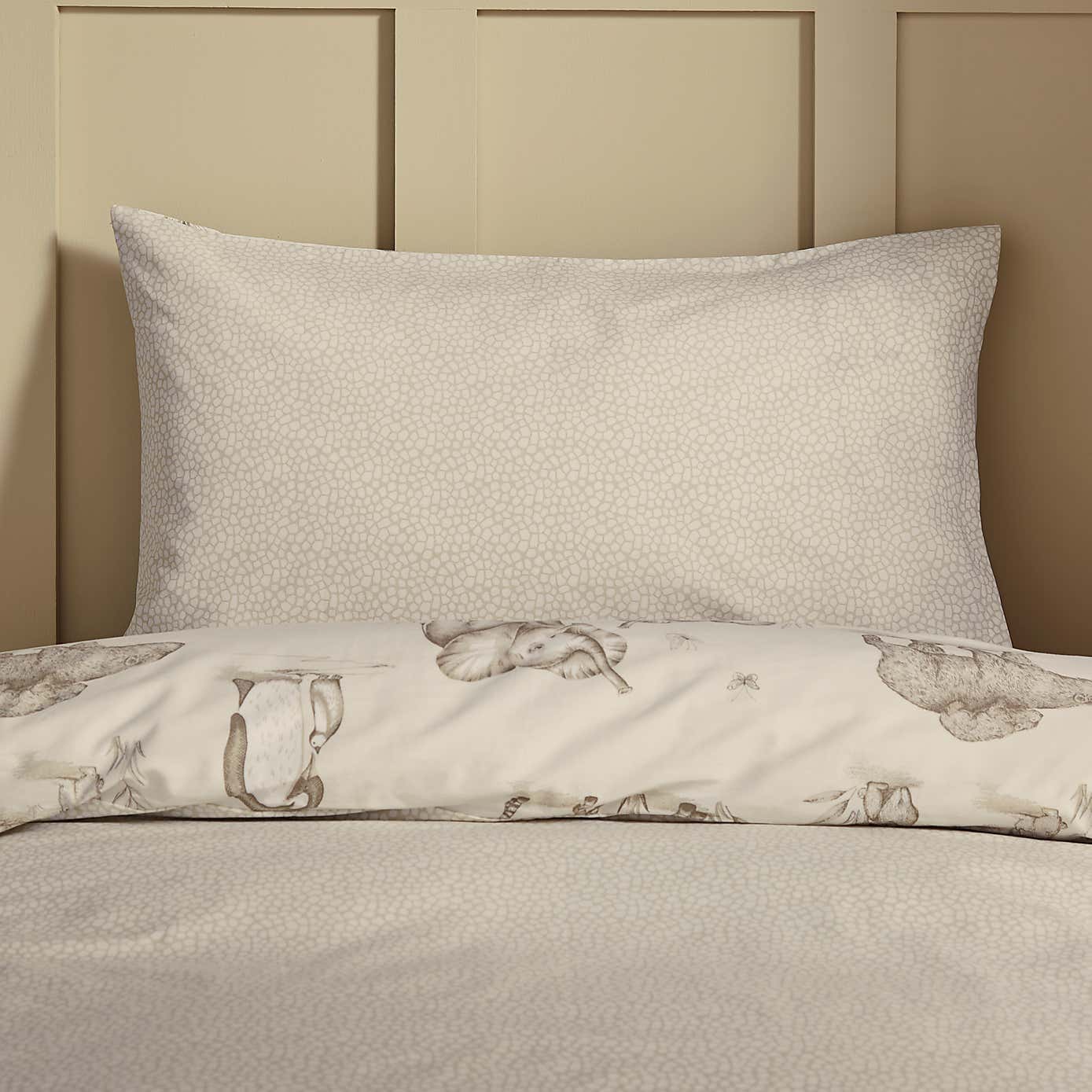 Sketched Animal Duvet Cover and Pillowcase Set