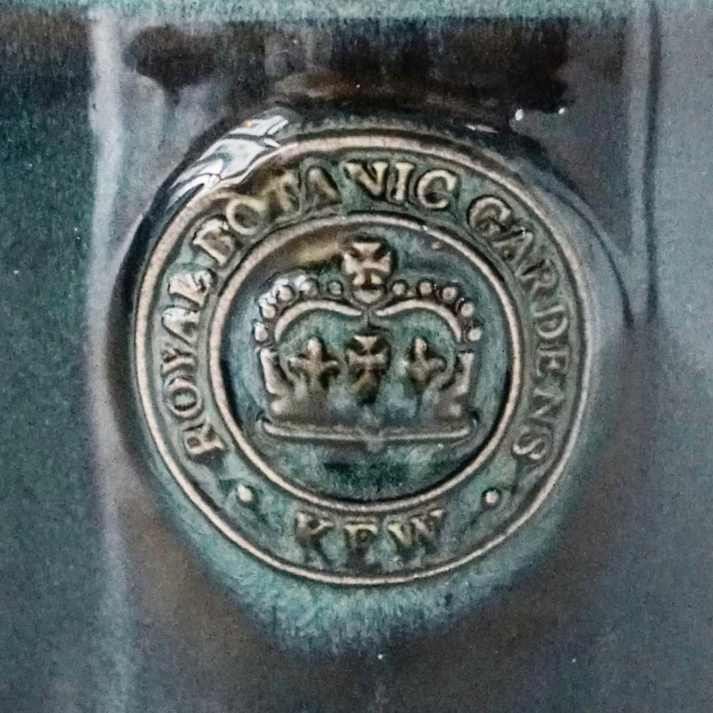 Kew Reactive Glaze Planter