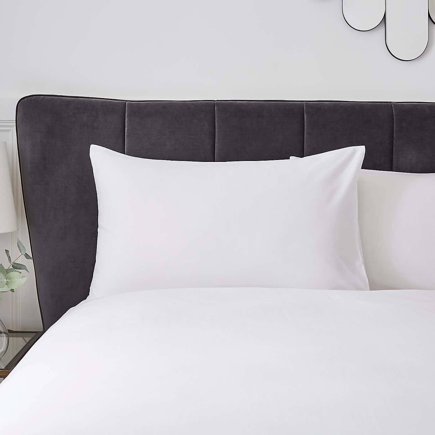Hotel Cotton 200 Thread Count Duvet Cover and Pillowcase Set