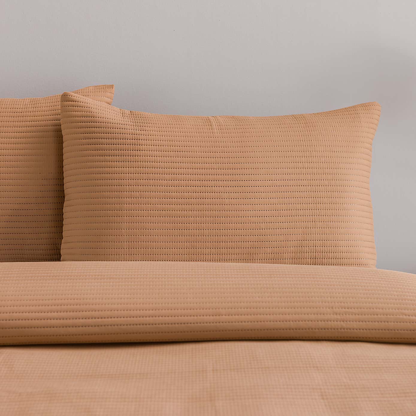 Spencer Pinsonic Natural Bedspread
