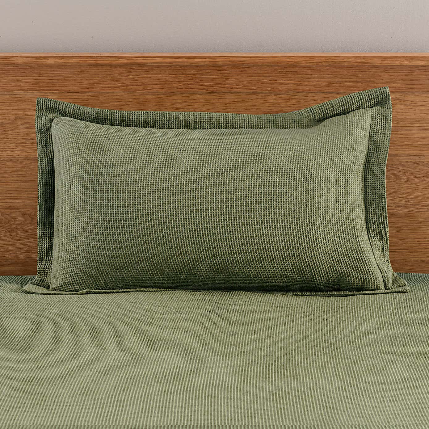 Alston Waffle Navy Oxford Pillowcase