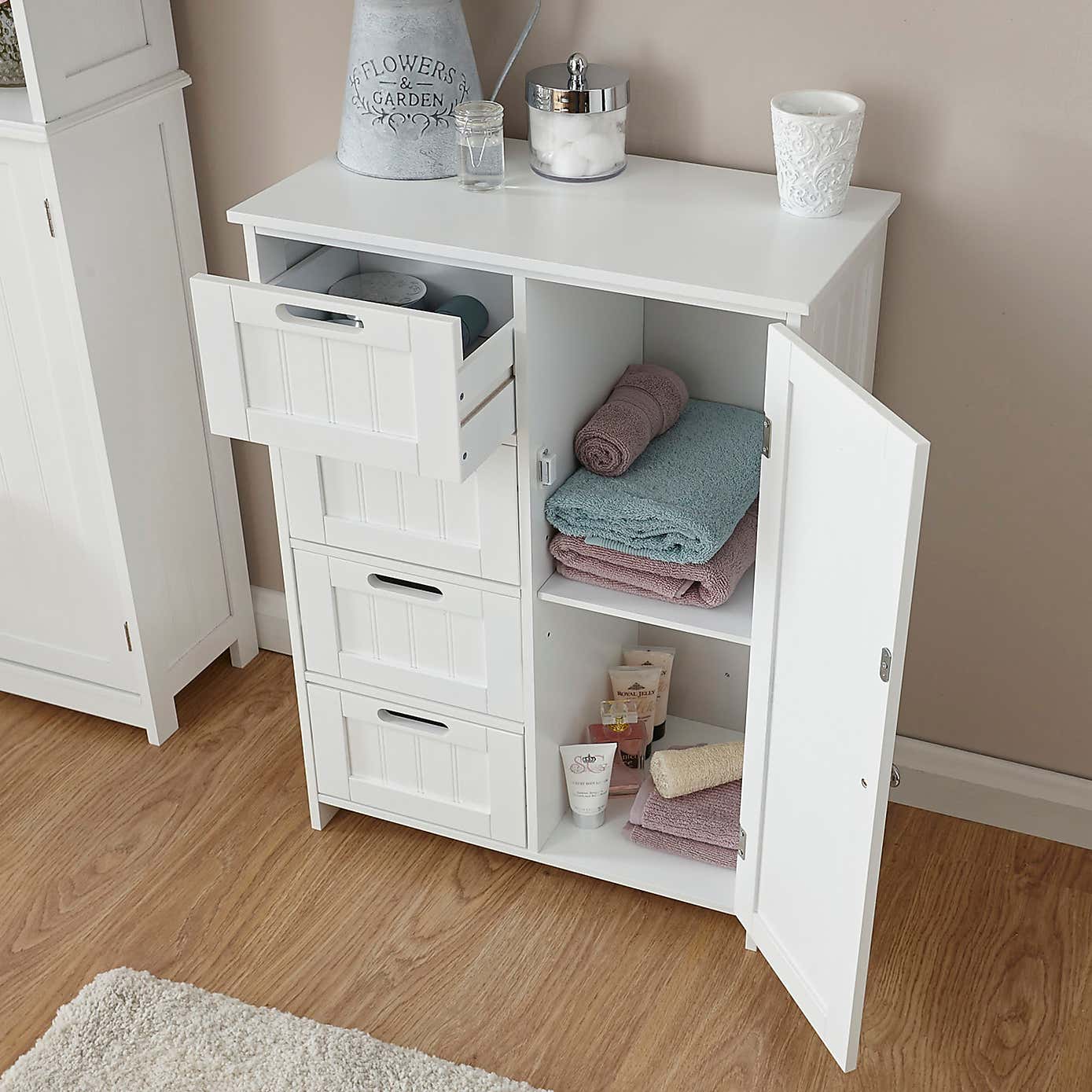 Grey Shaker Bathroom Unit