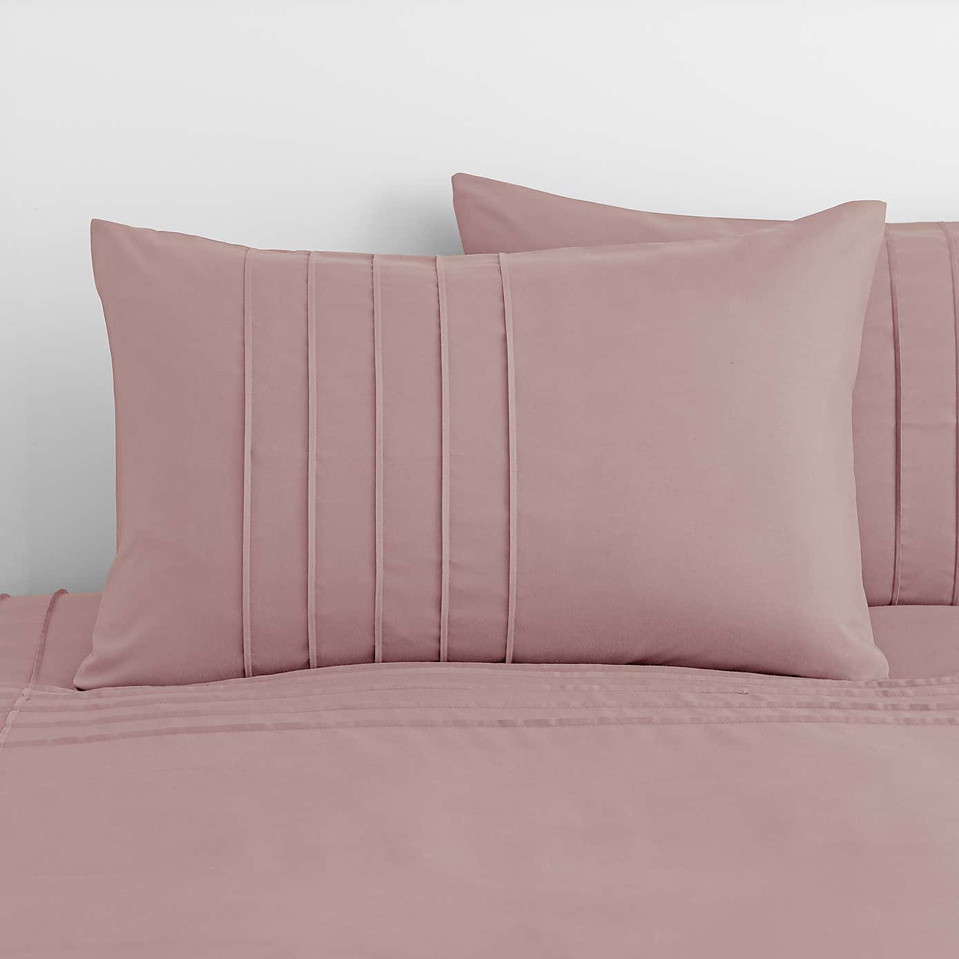 Jessa Pintuck Duvet Cover & Pillowcase Set