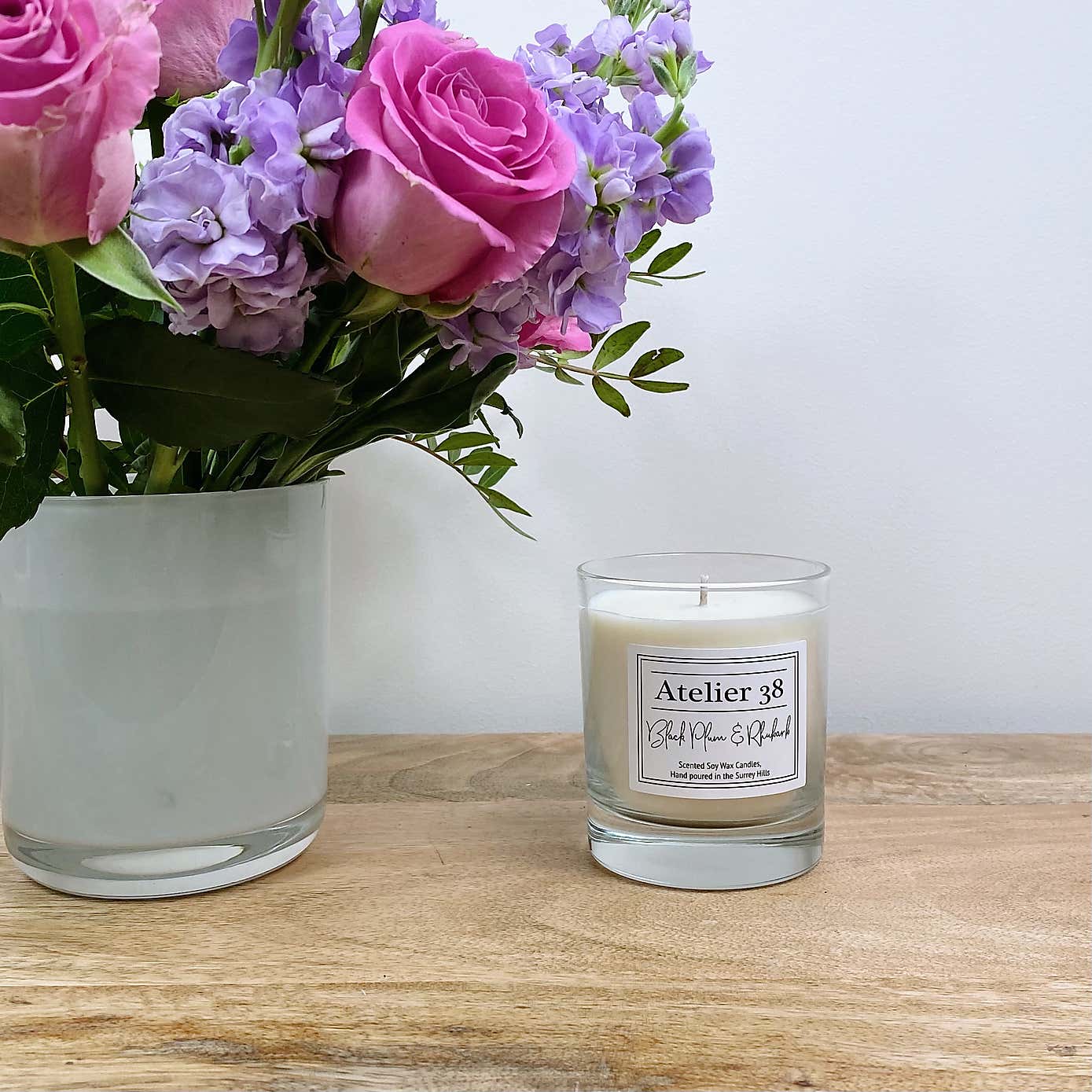Atelier 38 Black Plum & Rhubarb Medium Candle