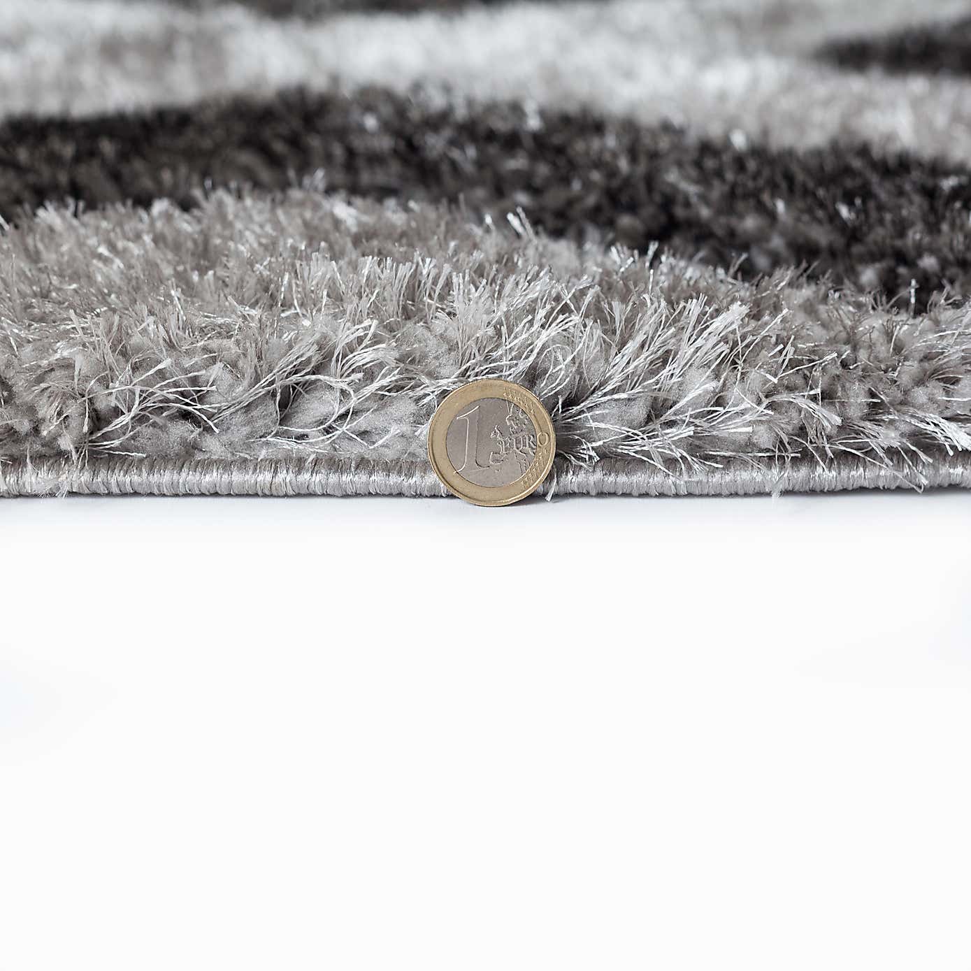 Velvet 3D Geometric Diamonds Rug