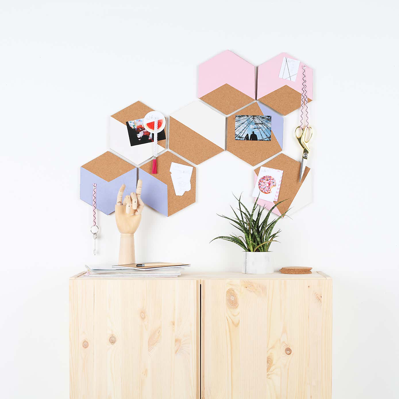 Rust-Oleum Candy Pink Gloss Painter's Touch Spray Paint 400ml