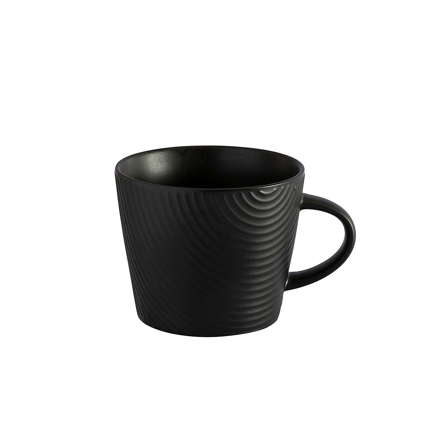 Embossed Curve Black Mug