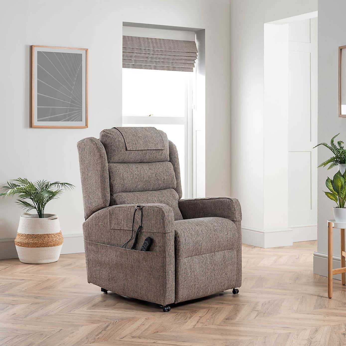 Camberley Dual Motor Deluxe Rise and Recline Chair