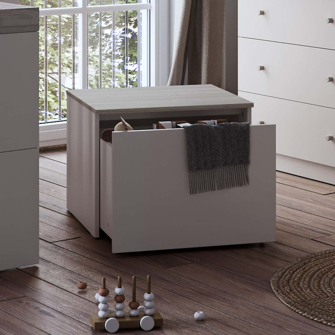 Little Acorns Toy Box