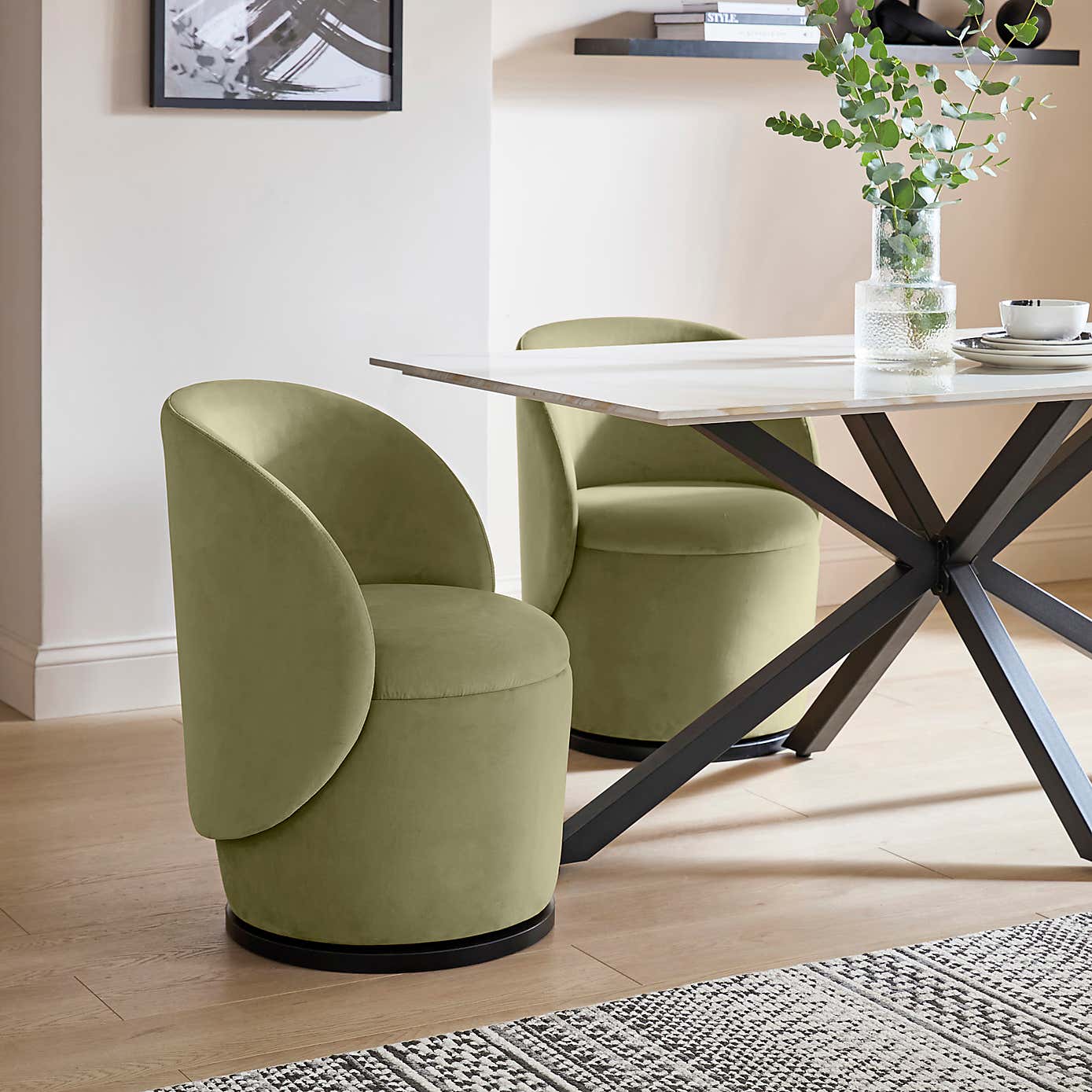 Jaylen Swivel Dining Chair, Velvet