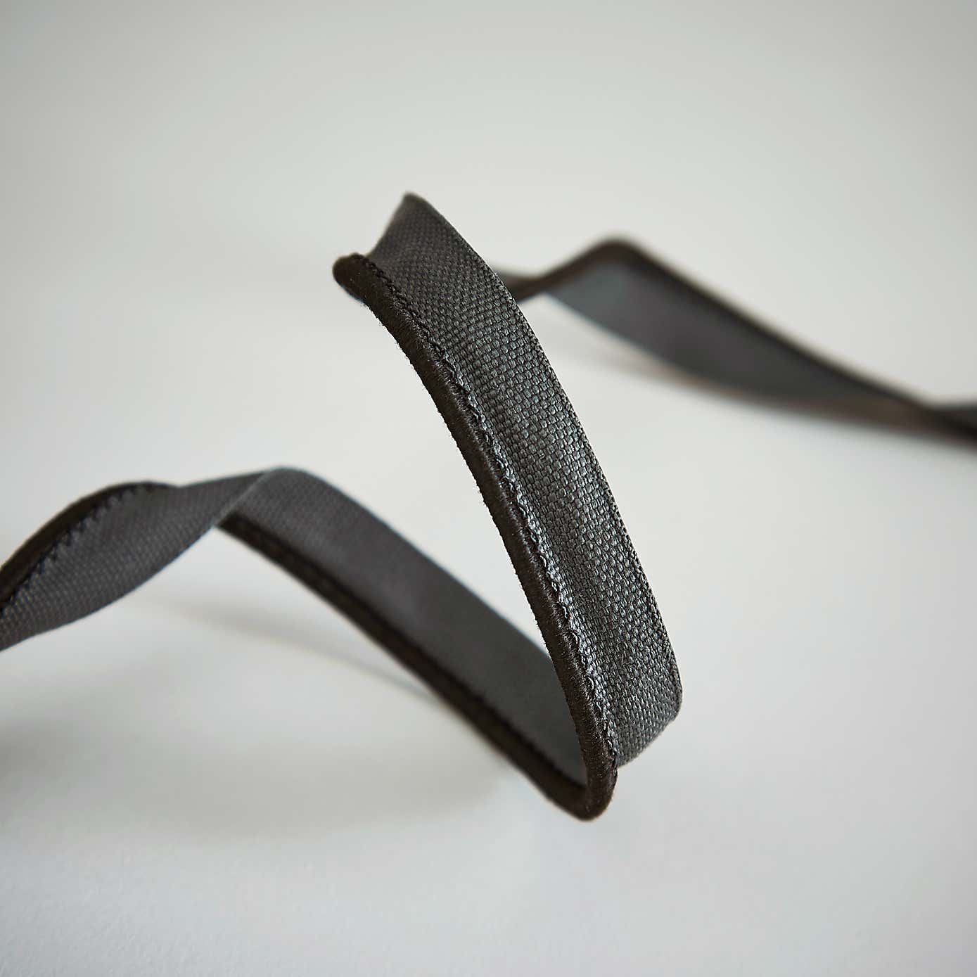 3mm Flanged Corduroy Trimming