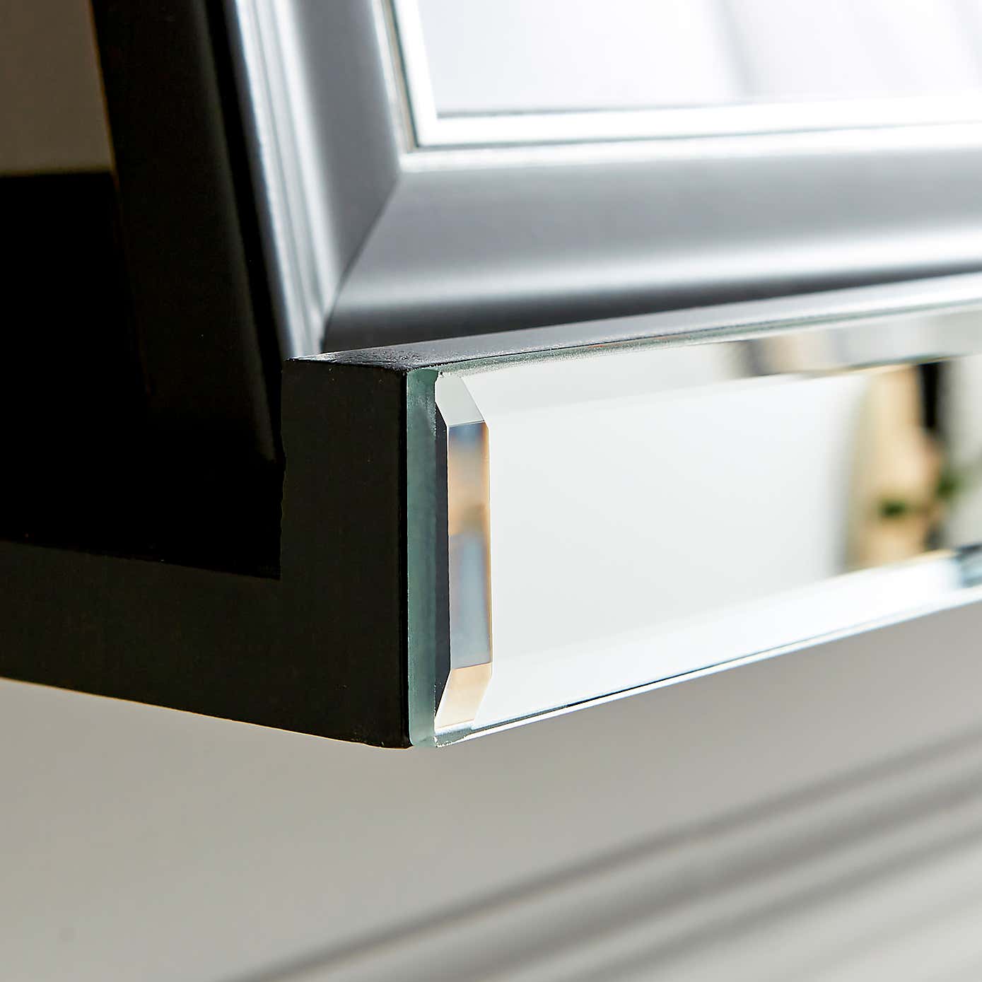 Mirrored Picture Shelf