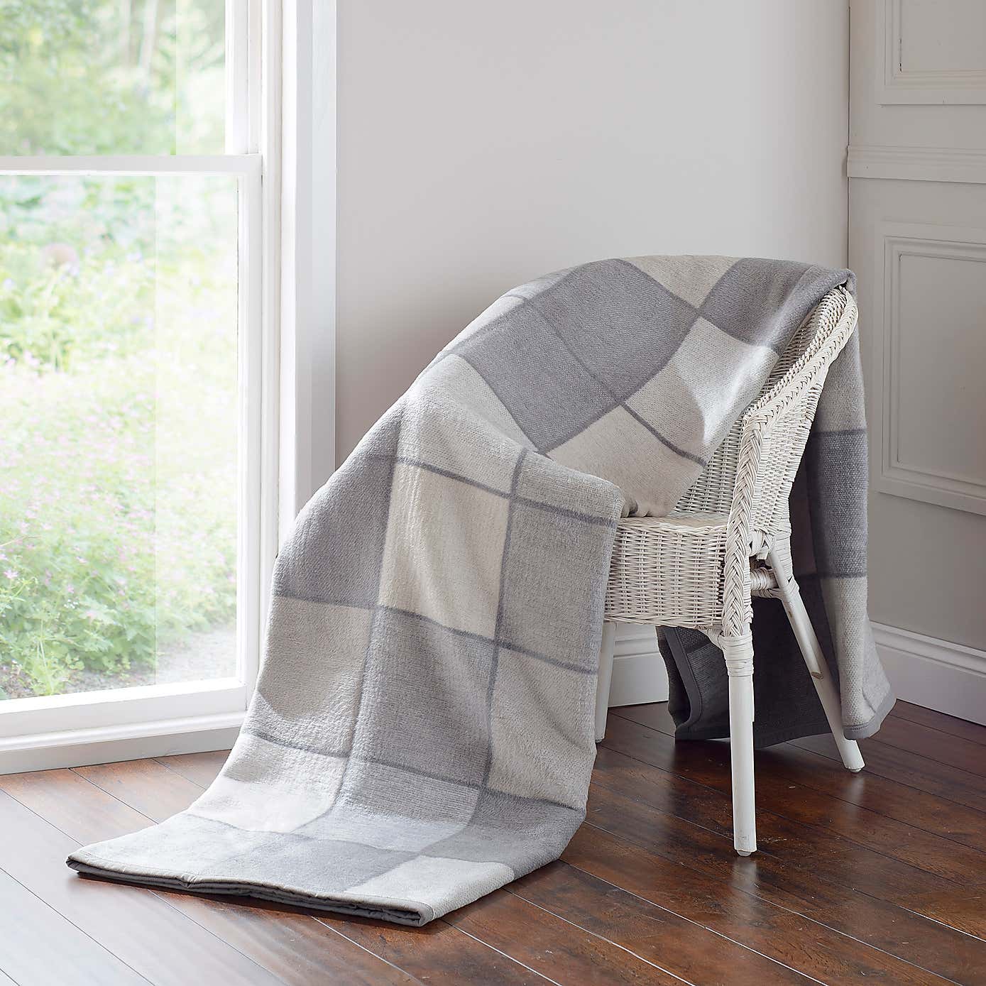 Thermosoft Checked 150cm x 200cm Blanket