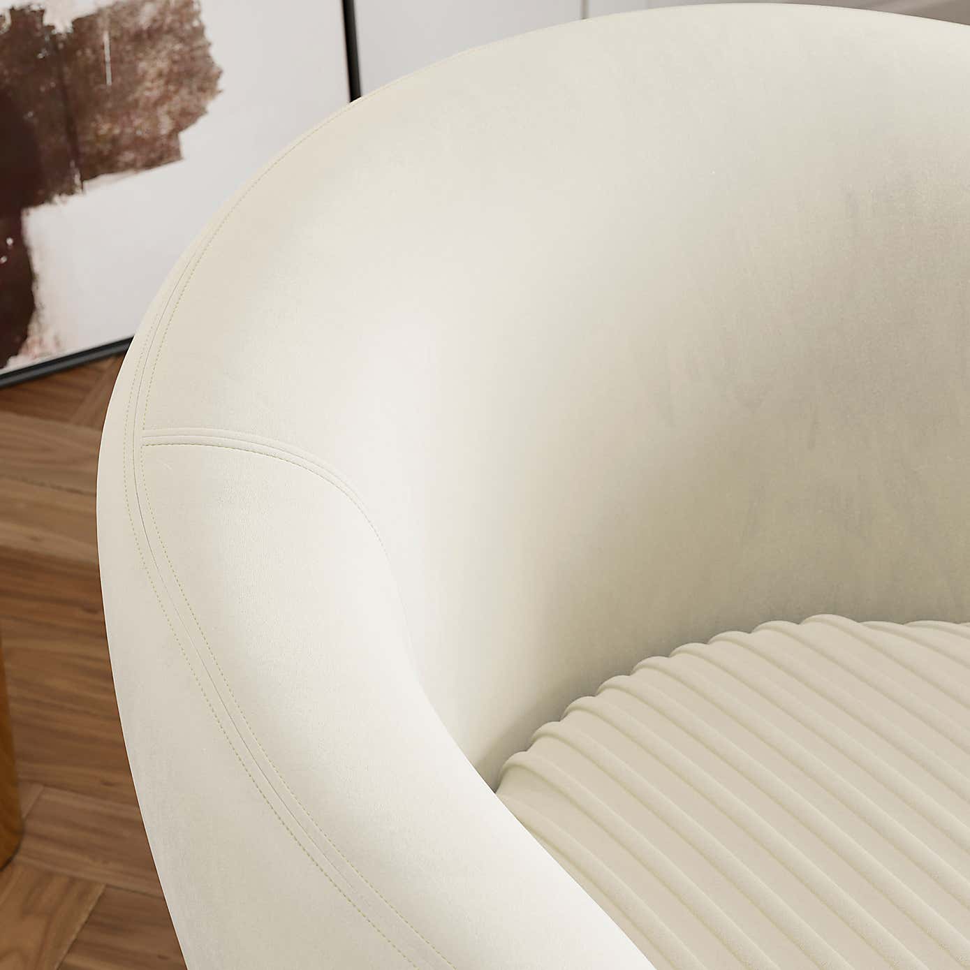 Bella Velvet Cocktail Chair