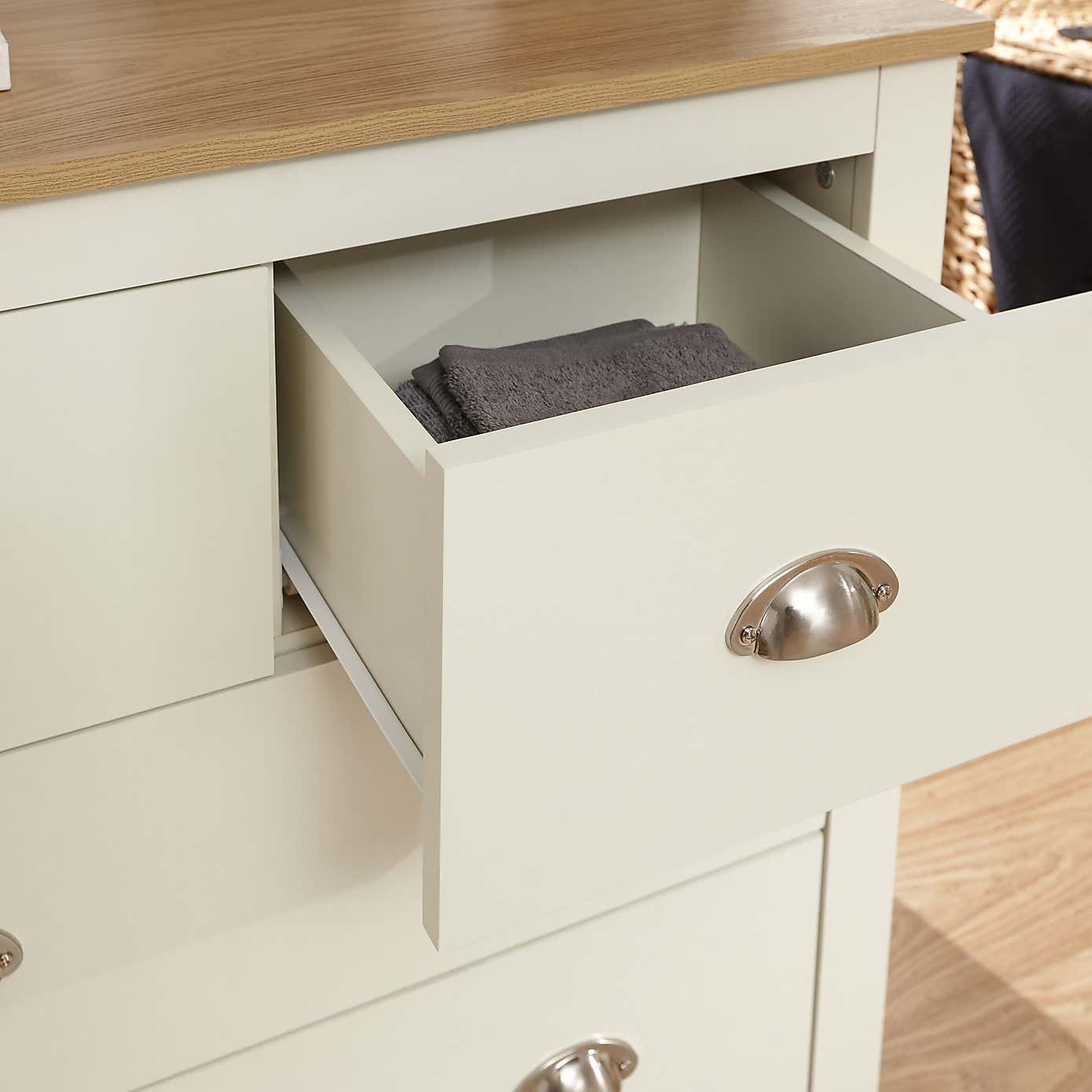 Lancaster Chest of Drawers