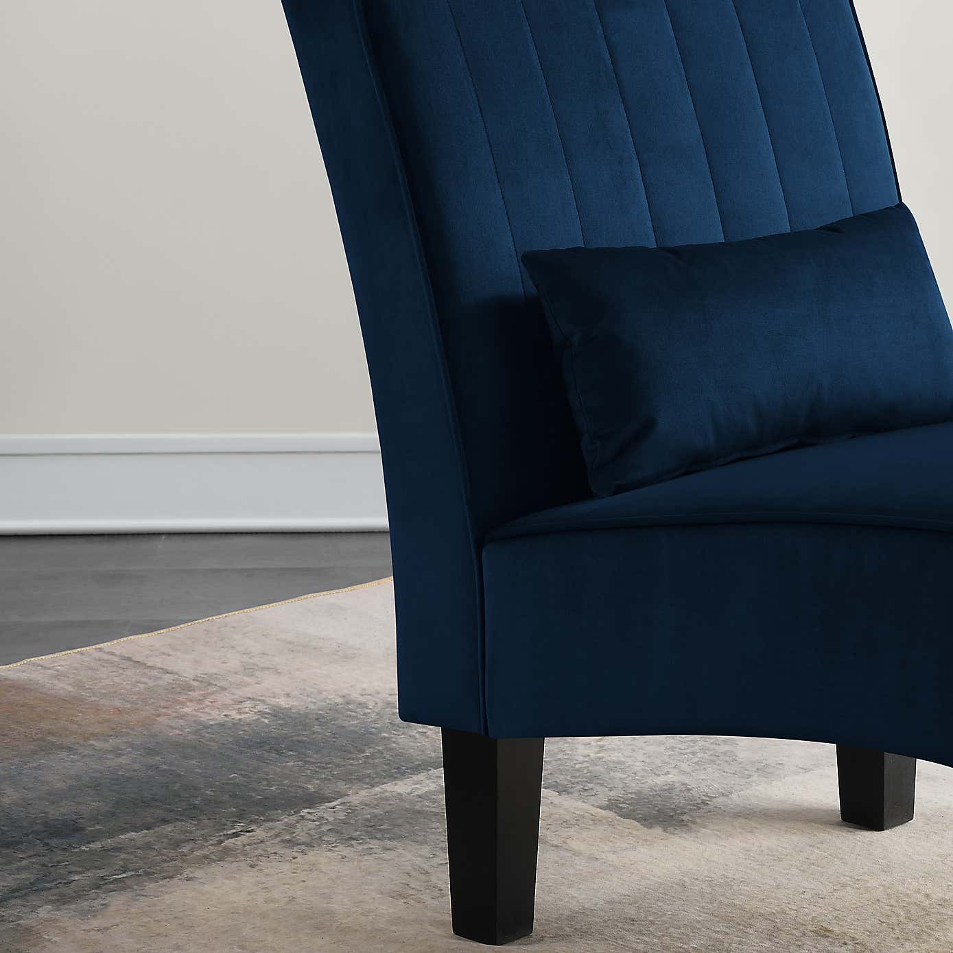 Bella Velvet Chaise Lounge