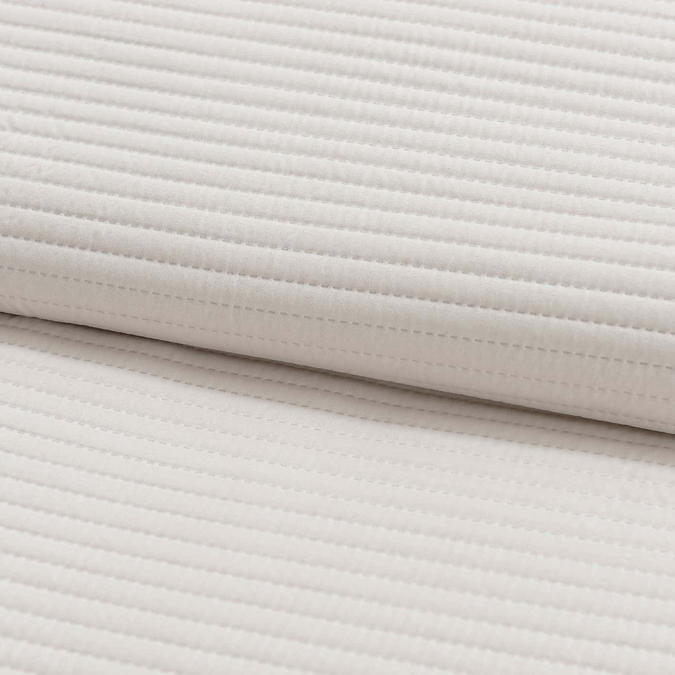 Spencer Pinsonic Natural Bedspread