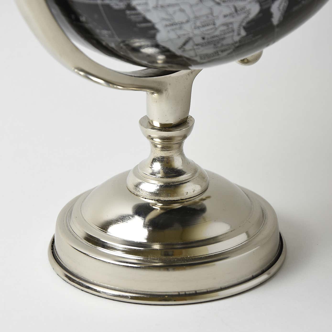 Decor Black and Silver Globe