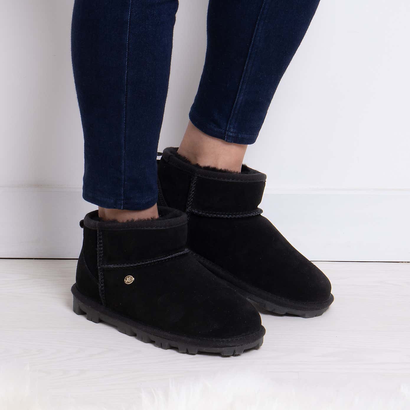 Just Sheepskin Classic Sheepskin Slipper Boots