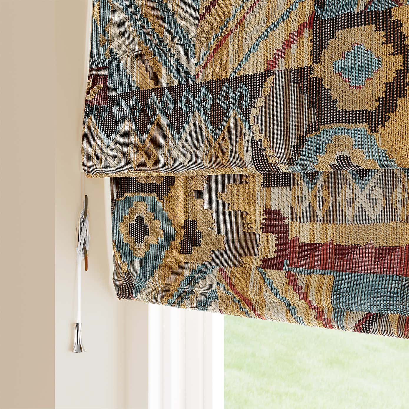 Evander Red Roman Blind