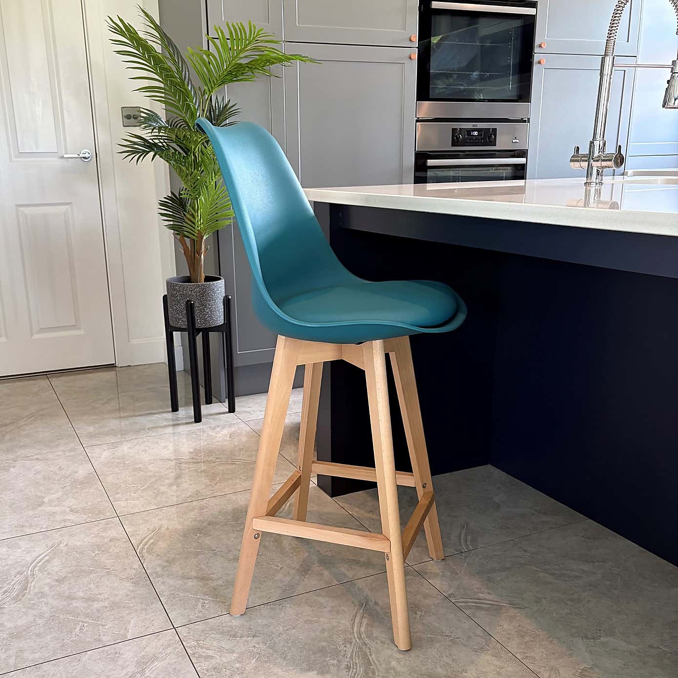 Fusion Living Soho Plastic Bar Stool