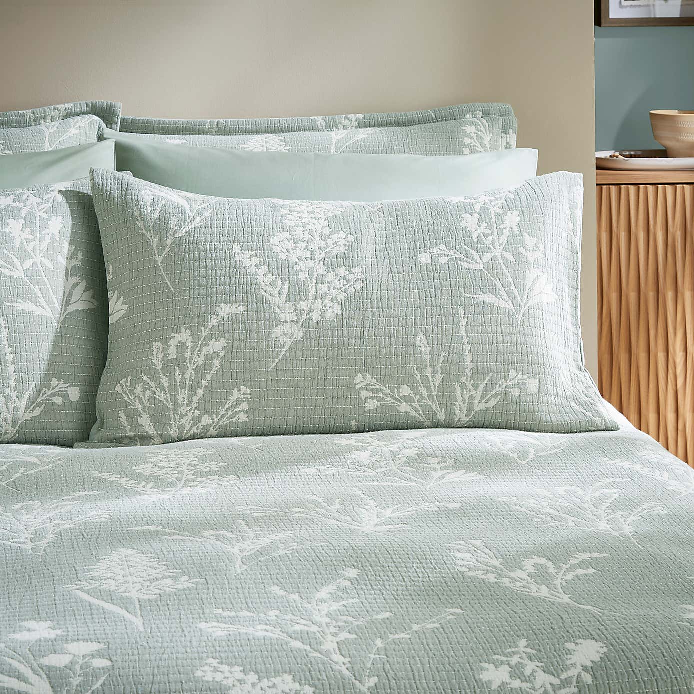 Bourton 100% Cotton Duvet Cover and Pillowcase Set