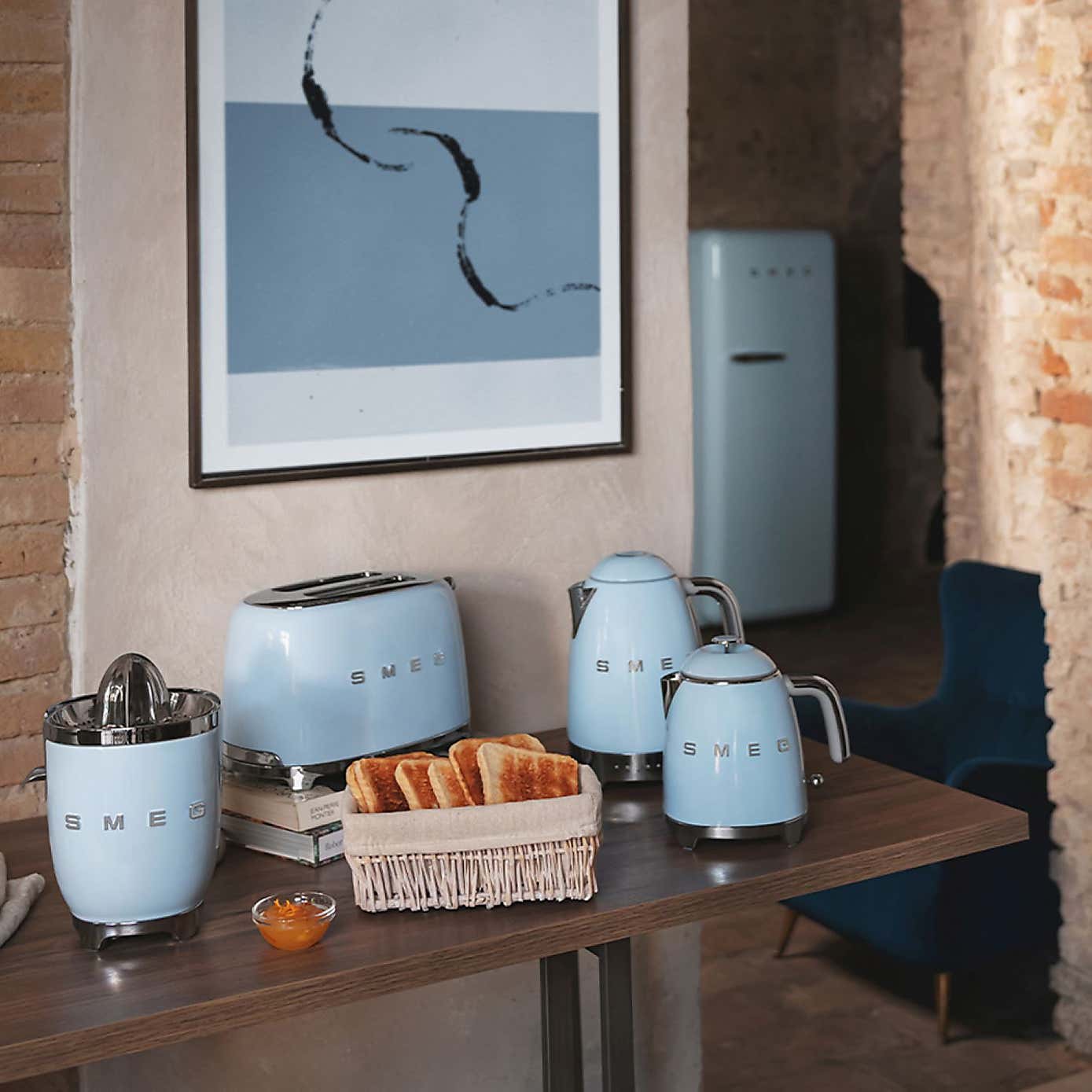 SMEG Retro Temperature Controlled Electric Kettle