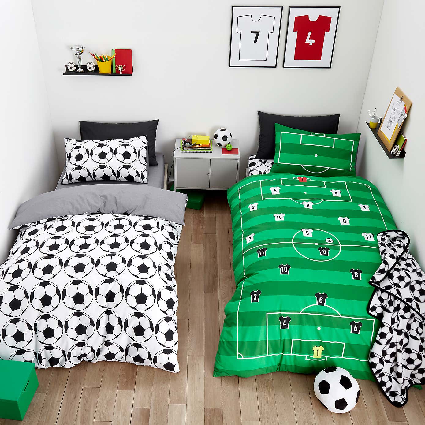 Football Pack of 2 Duvet Cover and Pillowcase Sets