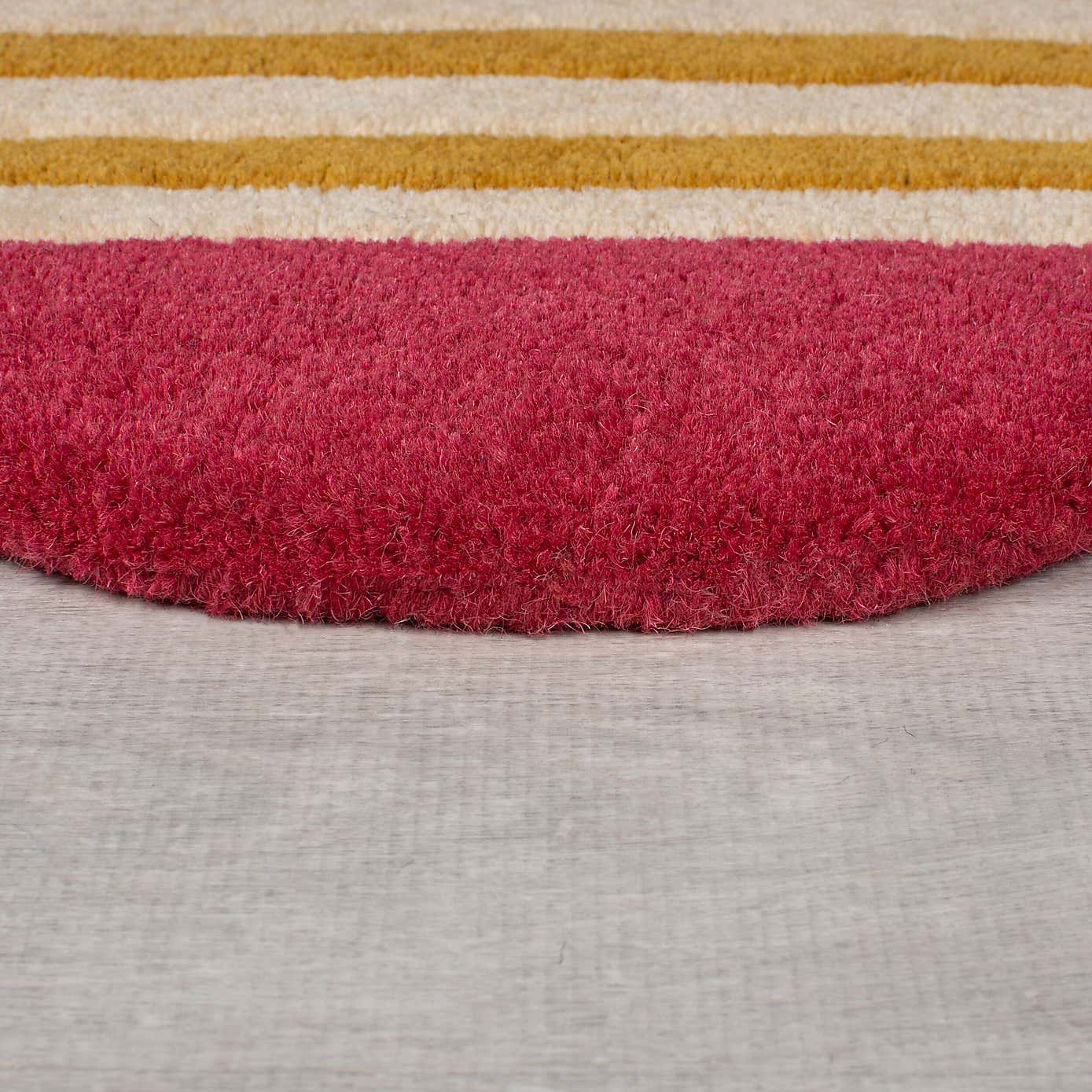 Milo Scallop Wool Runner