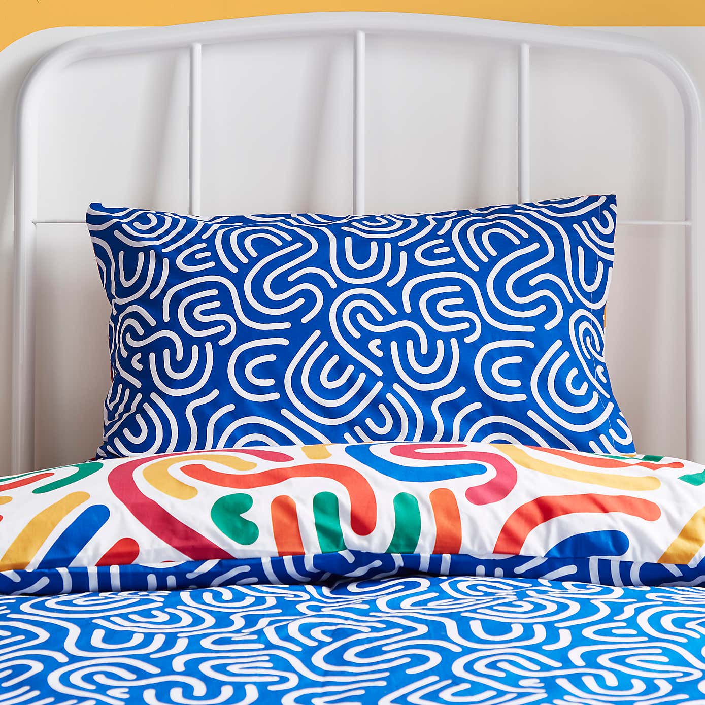 Bright Abstract Duvet Cover and Pillowcase Set