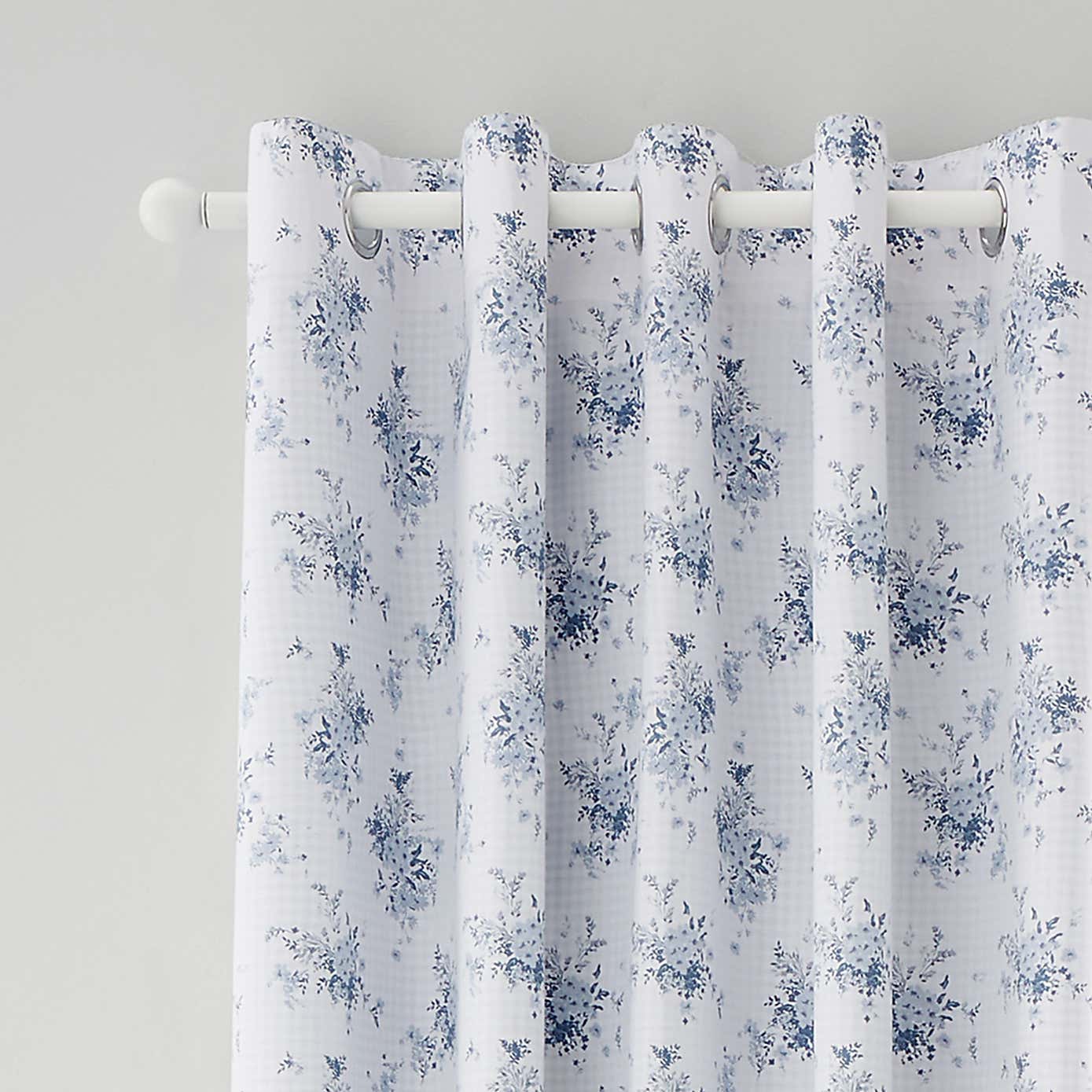 Catherine Lansfield Lucie Floral Reversible Eyelet Curtains