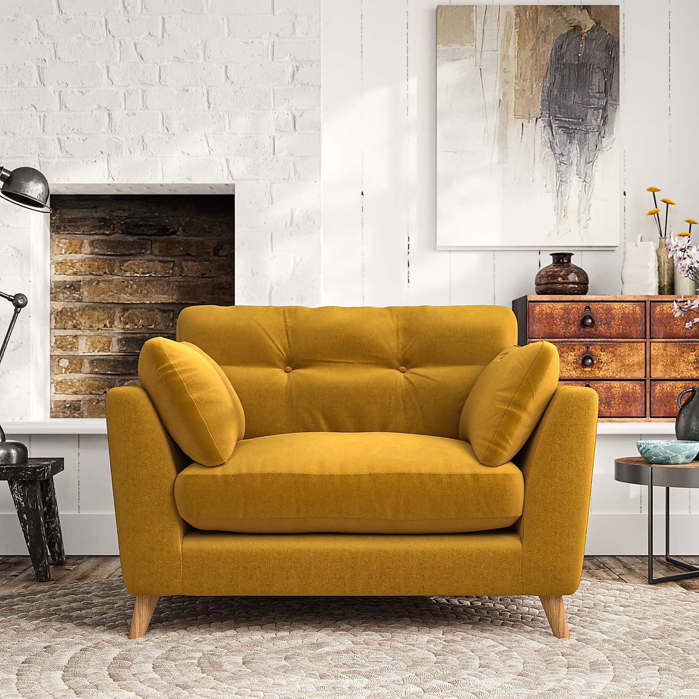 Peyton Snuggle Chair