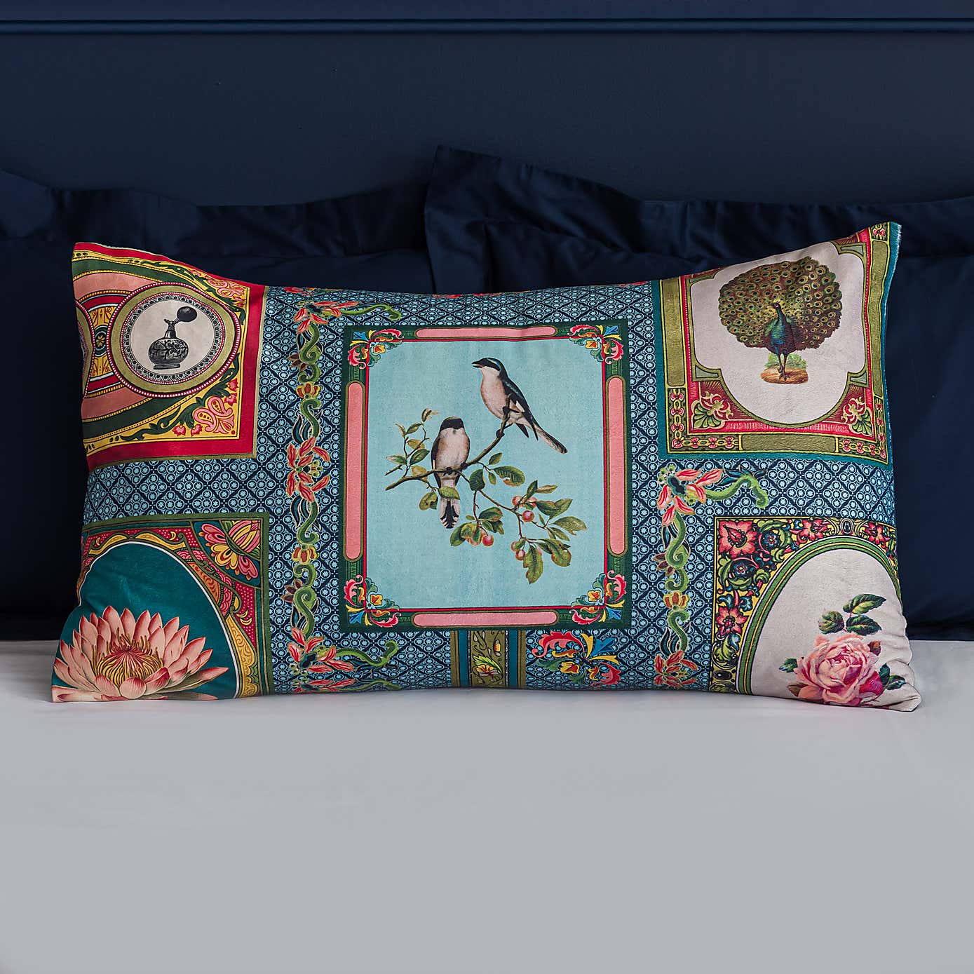 Merchants Bazaar Duvet Cover & Pillowcase Set