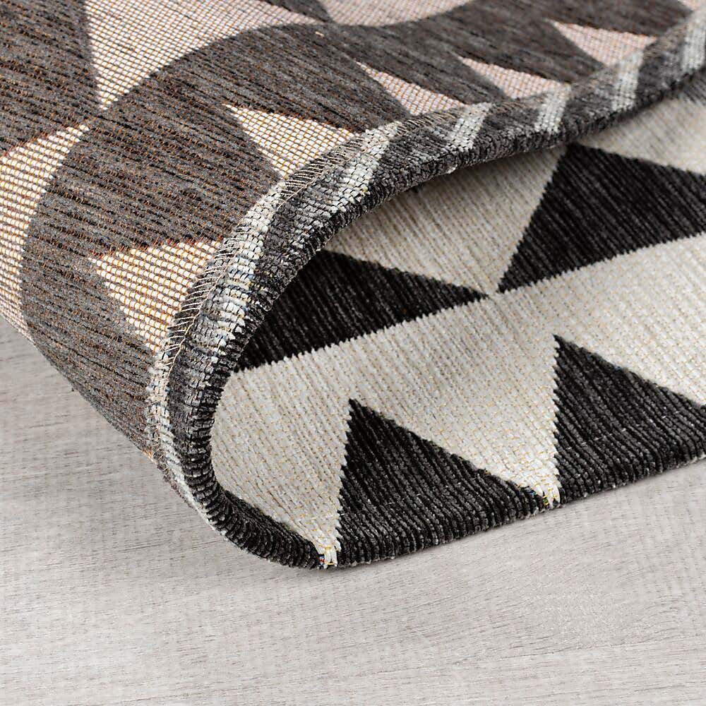 Byron Tile Geometric Runner