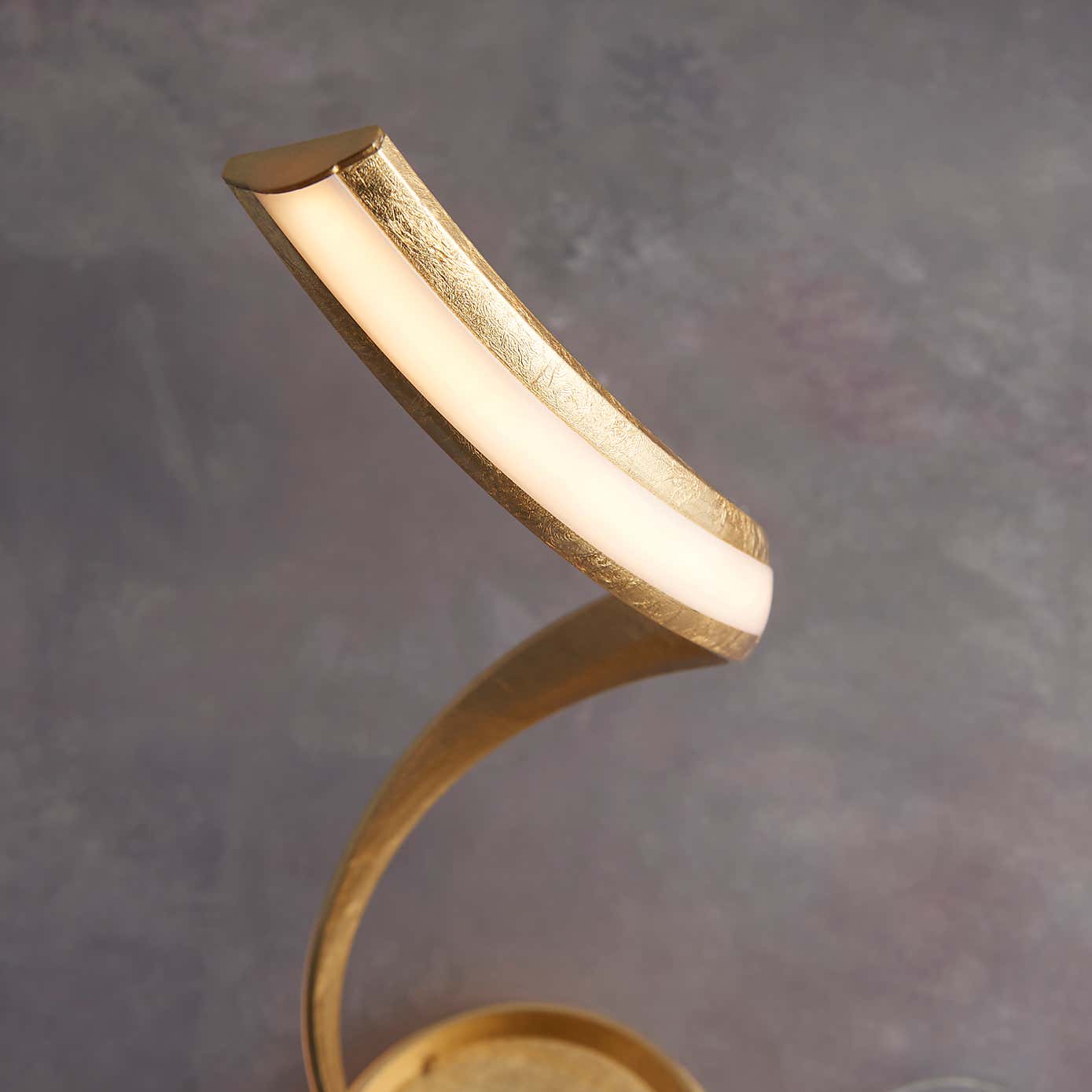 Vogue Lighting Reed Floor Lamp