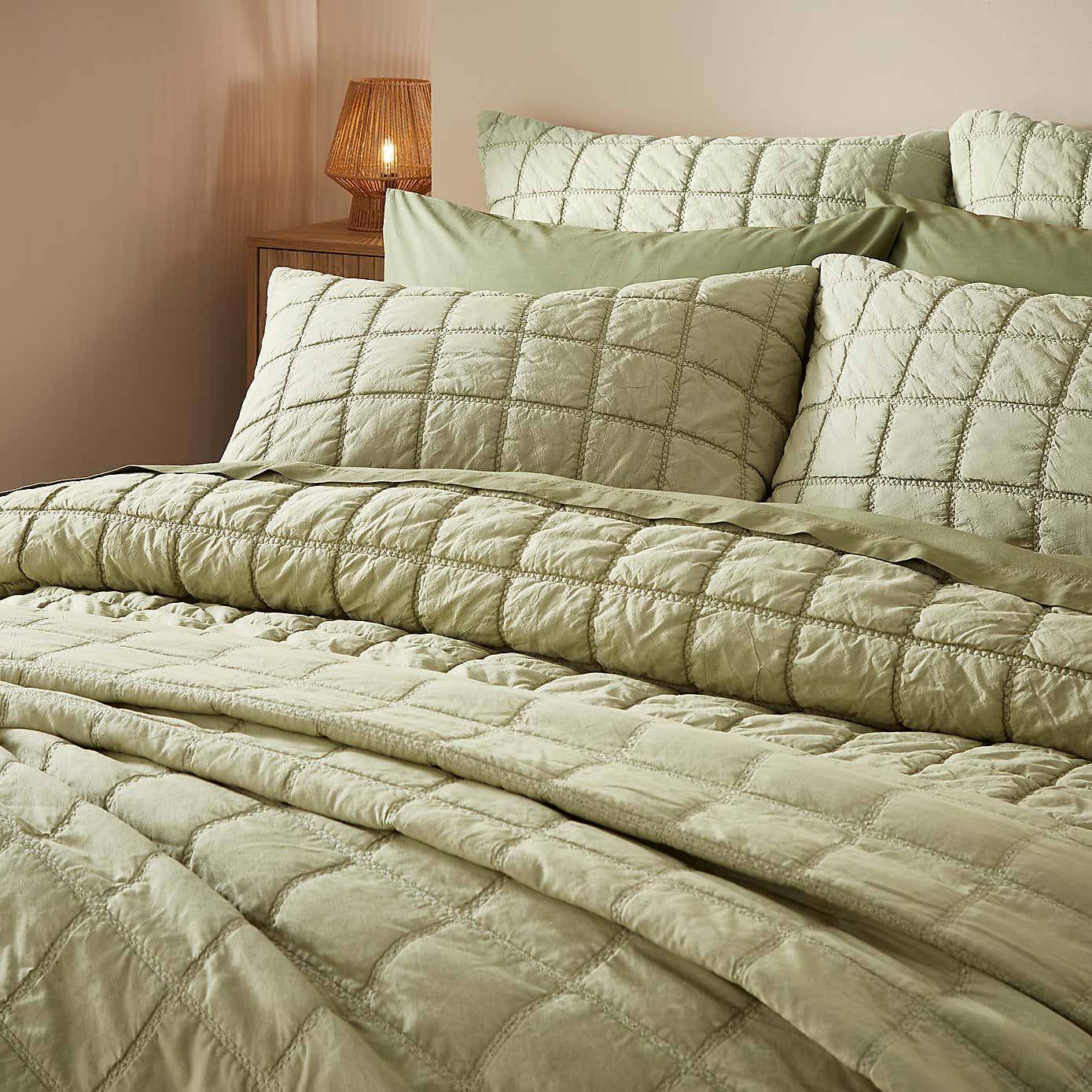 Evana Stitch Duvet Cover and Pillowcase Set